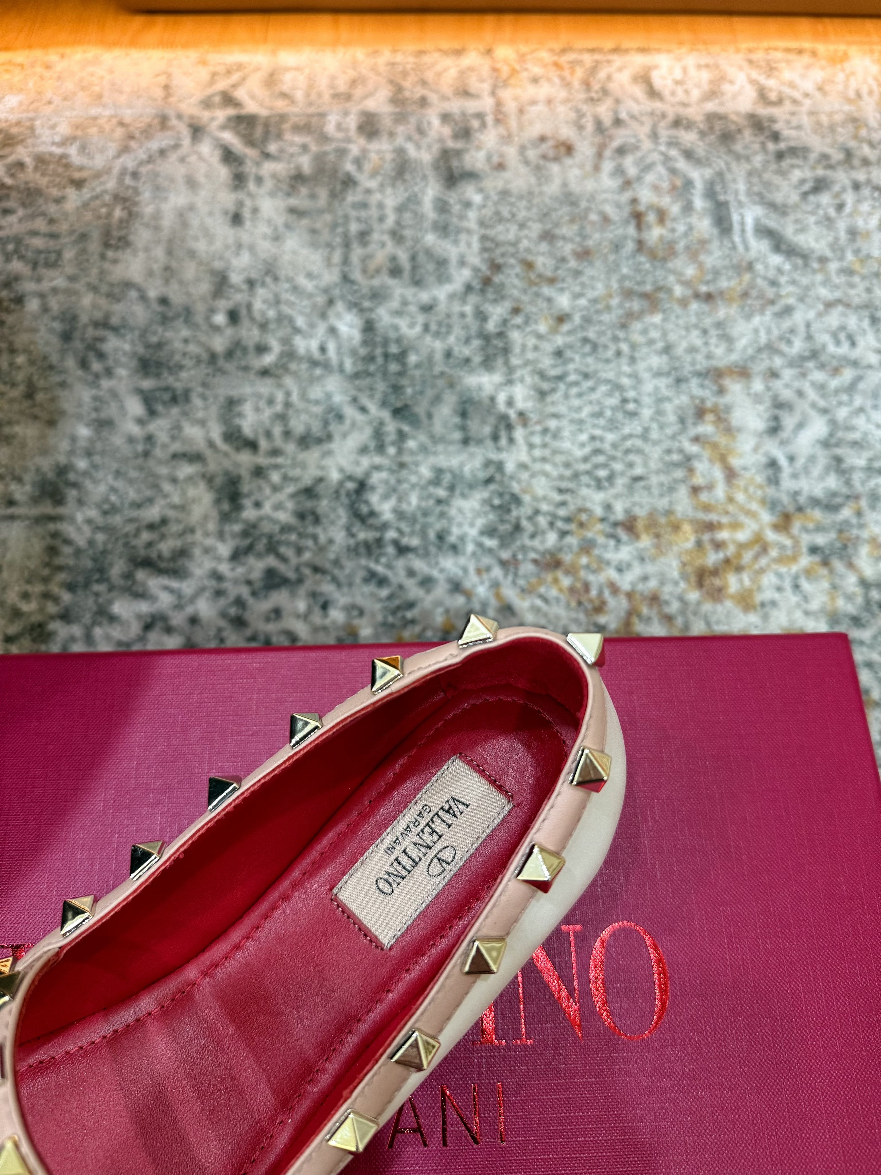Valentino 2026 Rockstud Ballet Flat Patent Leather 881493