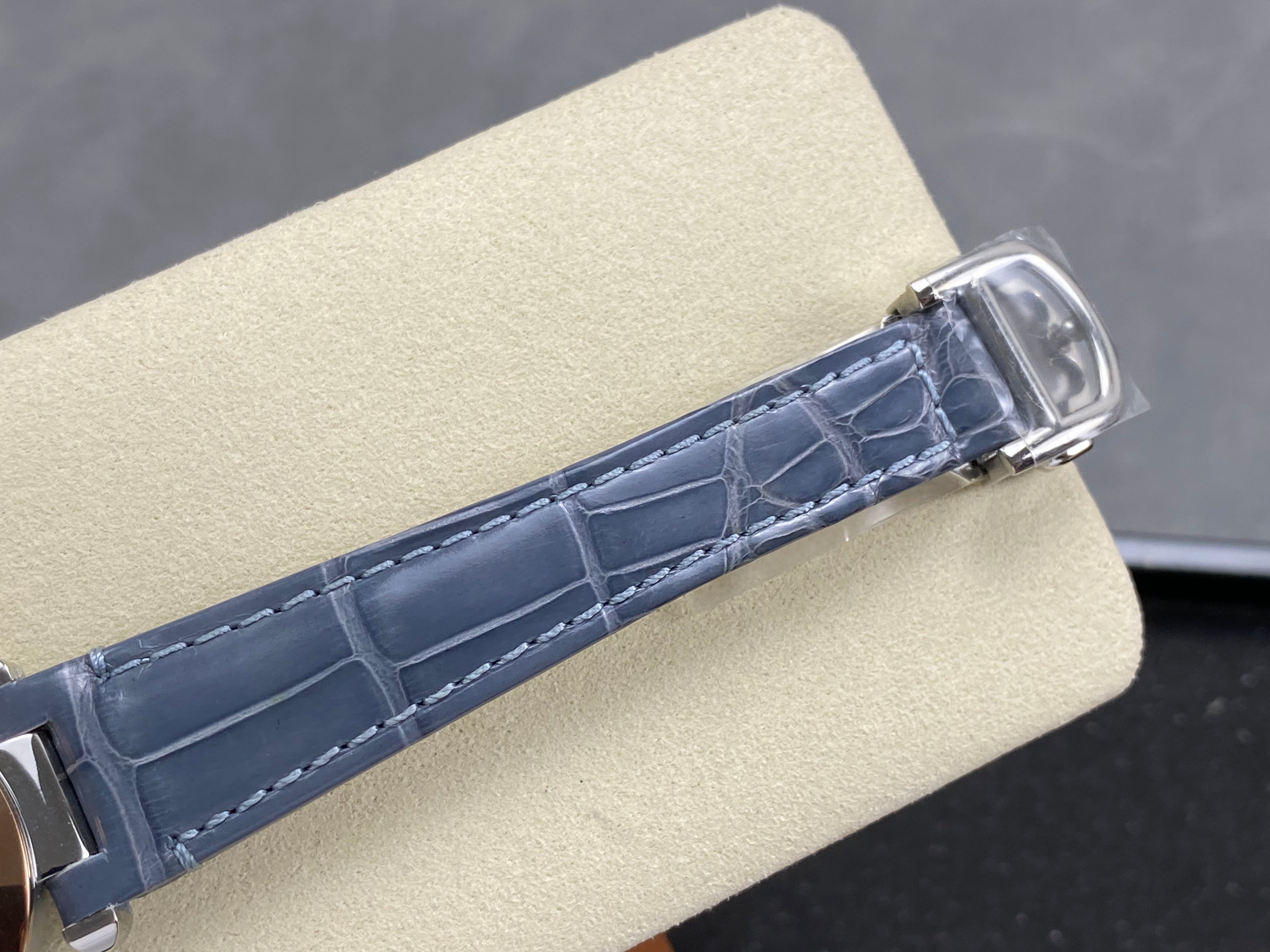 Cartier Pasha 30mm White Dial Pink Gold Case Crocodile Leather