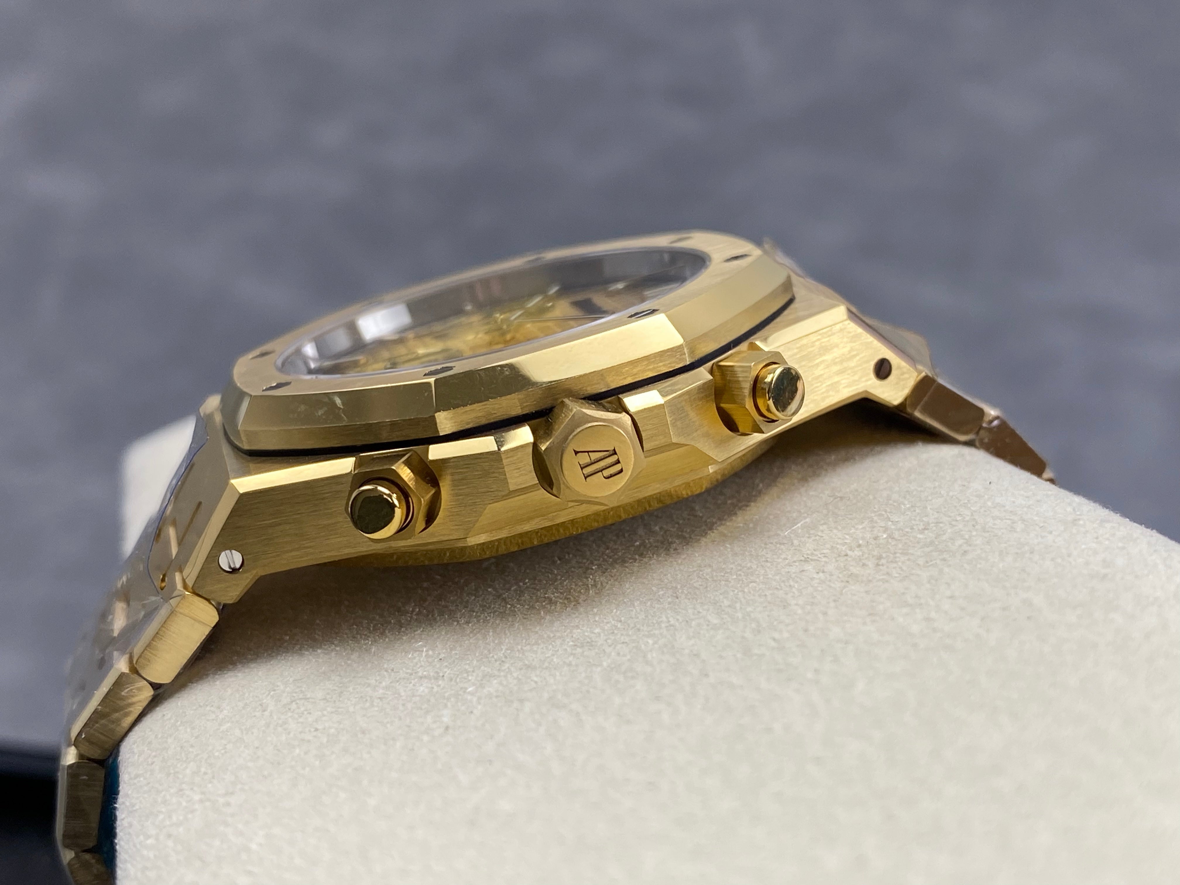Audemars Piguet Royal Oak Chronograph 41mm Gold Case Gold Black Dial