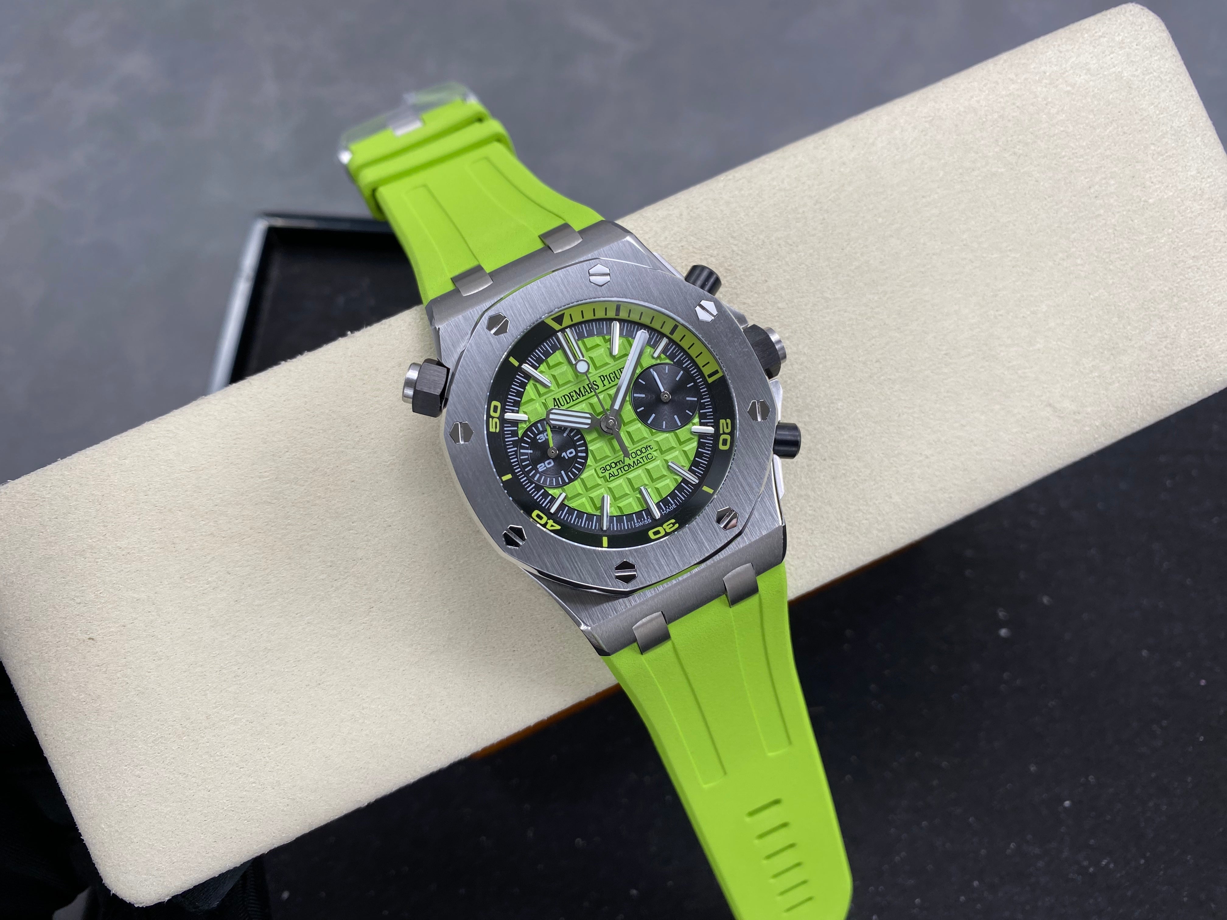 Audemars Piguet Royal Oak Offshore Diver 42mm Green Dial