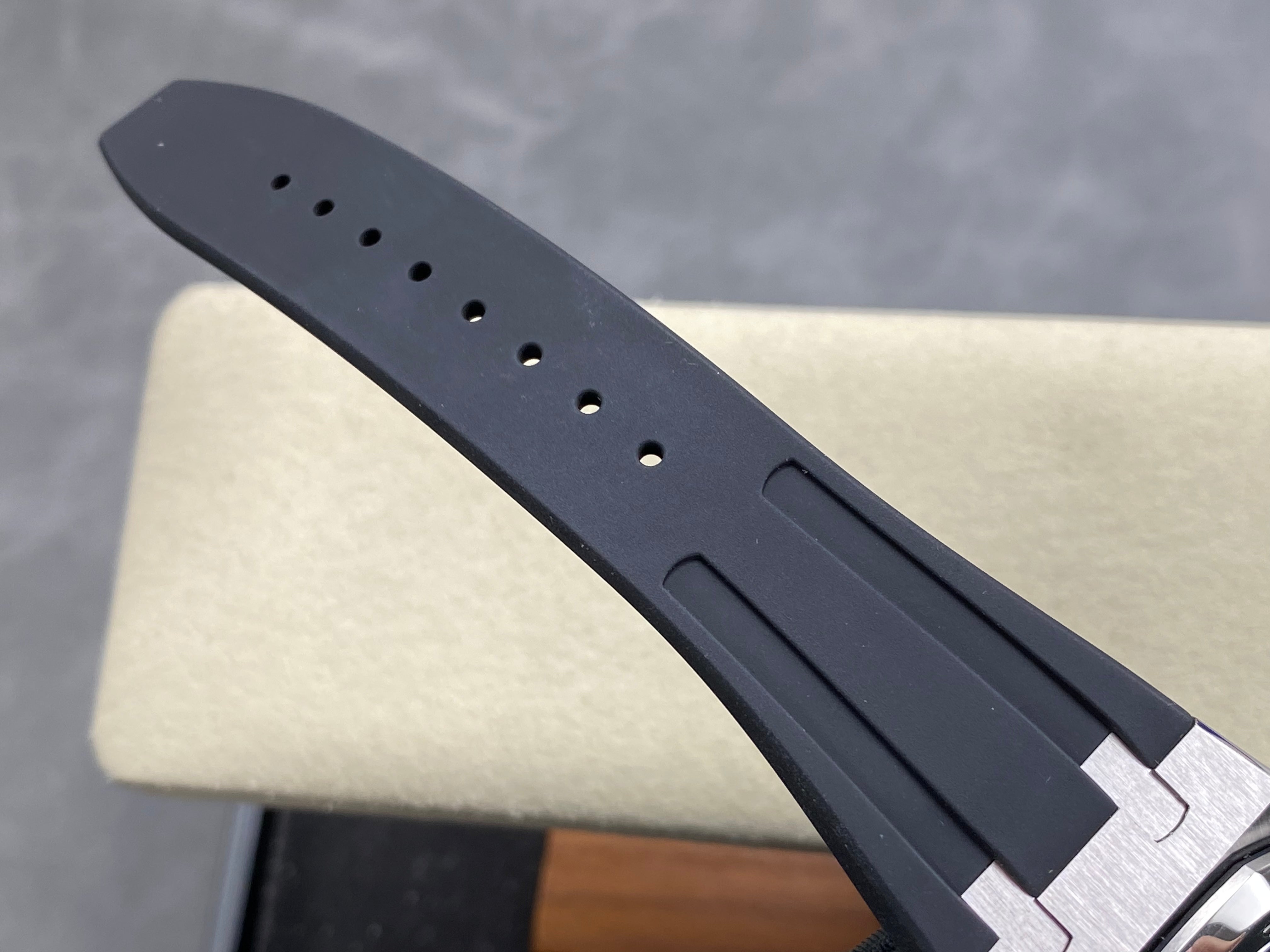 Audemars Piguet Royal Oak Chronograph 41mm Black White Dial Rubber Strap