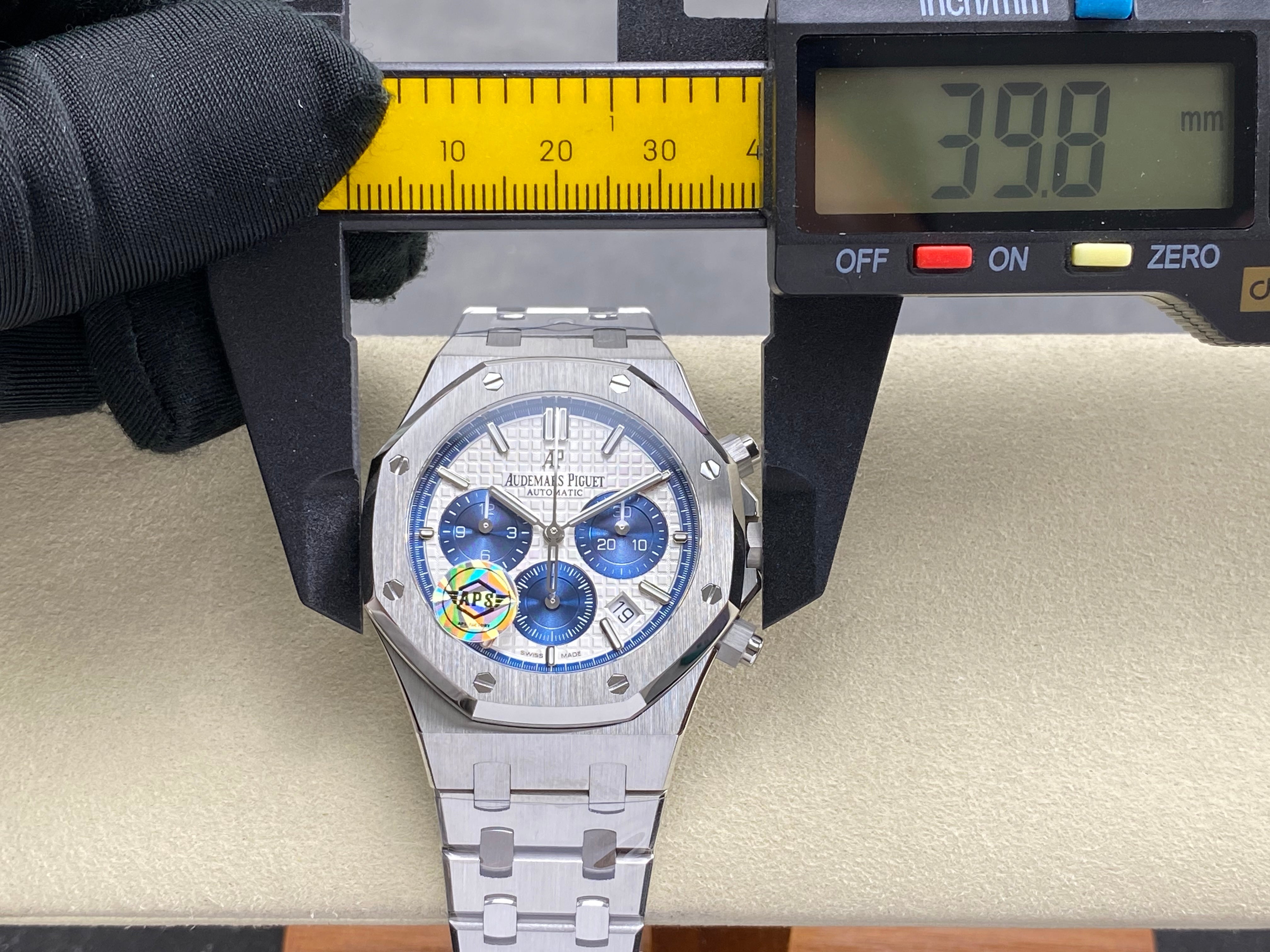 Audemars Piguet Royal Oak Chronograph 41mm White Blue Dial