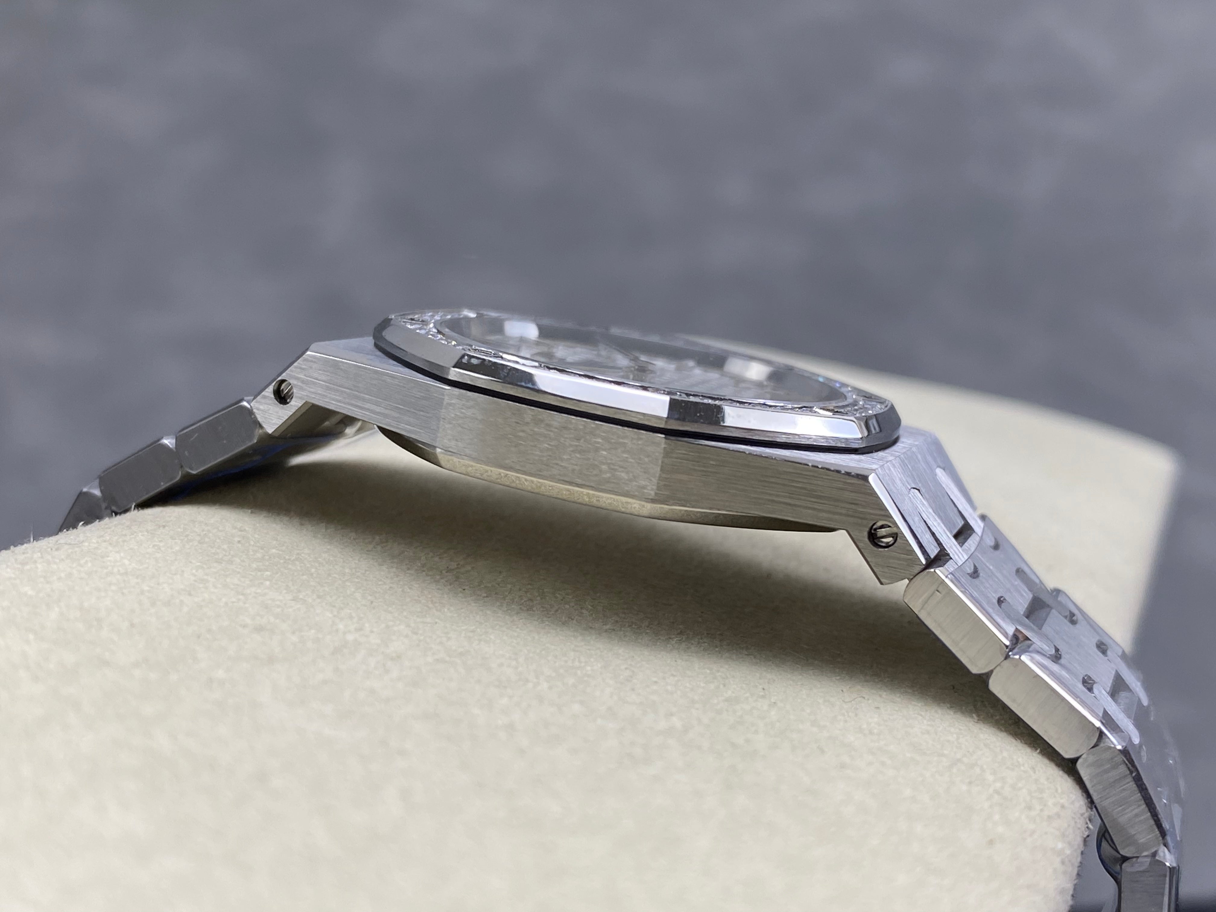 Audemars Piguet Royal Oak Lady 33mm Steel Case White Dial Diamond Bezel