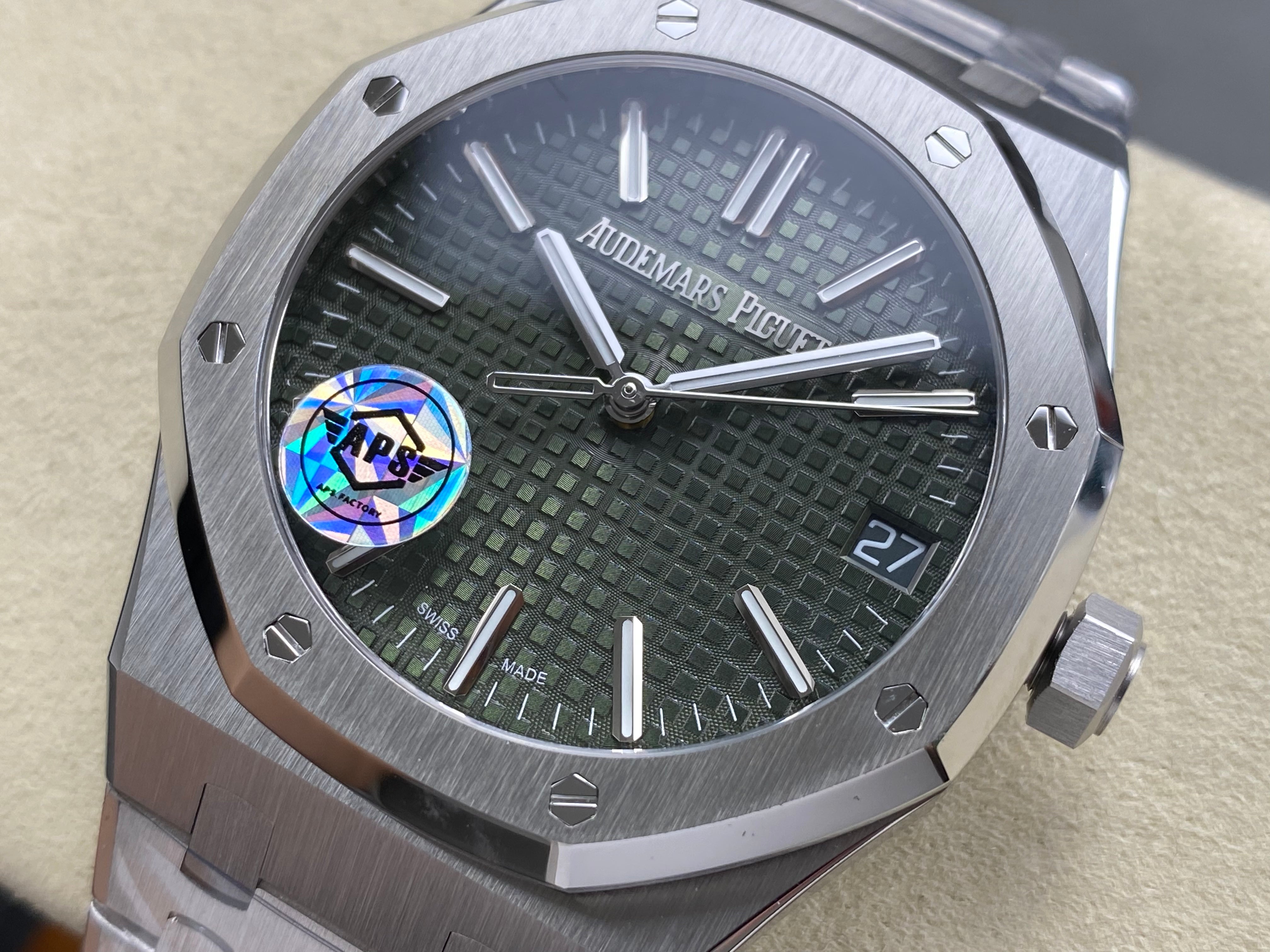 Audemars Piguet Royal Oak Selfwinding 41mm 15510 Khaki Green Dial