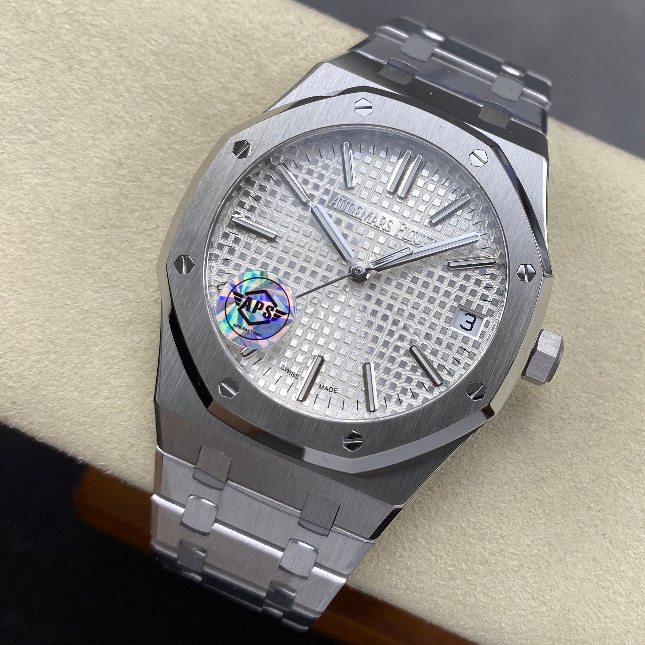 Audemars Piguet Royal Oak Selfwinding 41mm 15510 White Dial