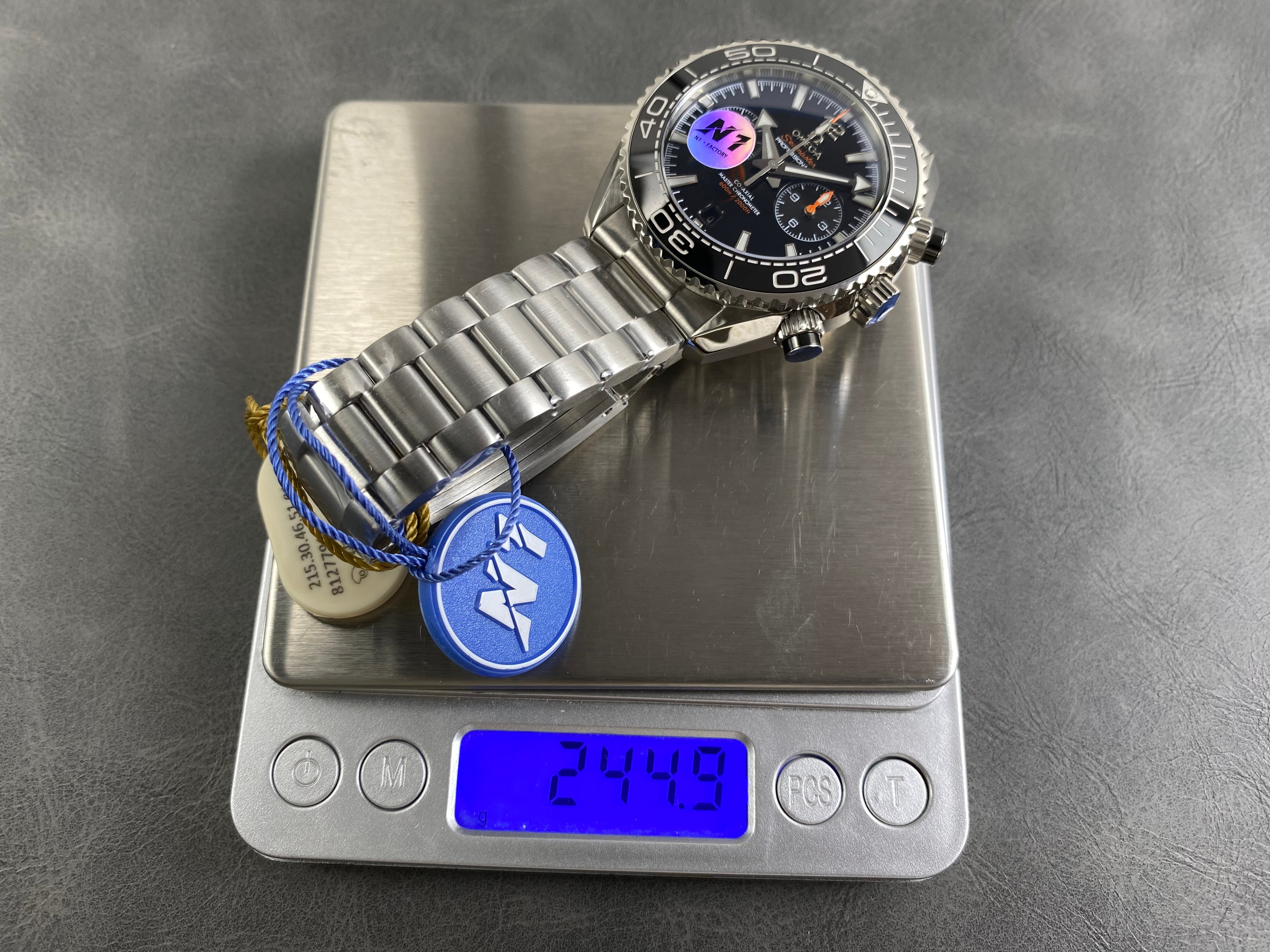 Omega Seamaster 46mm Black Dial Sliver Case Black Bezel Steel