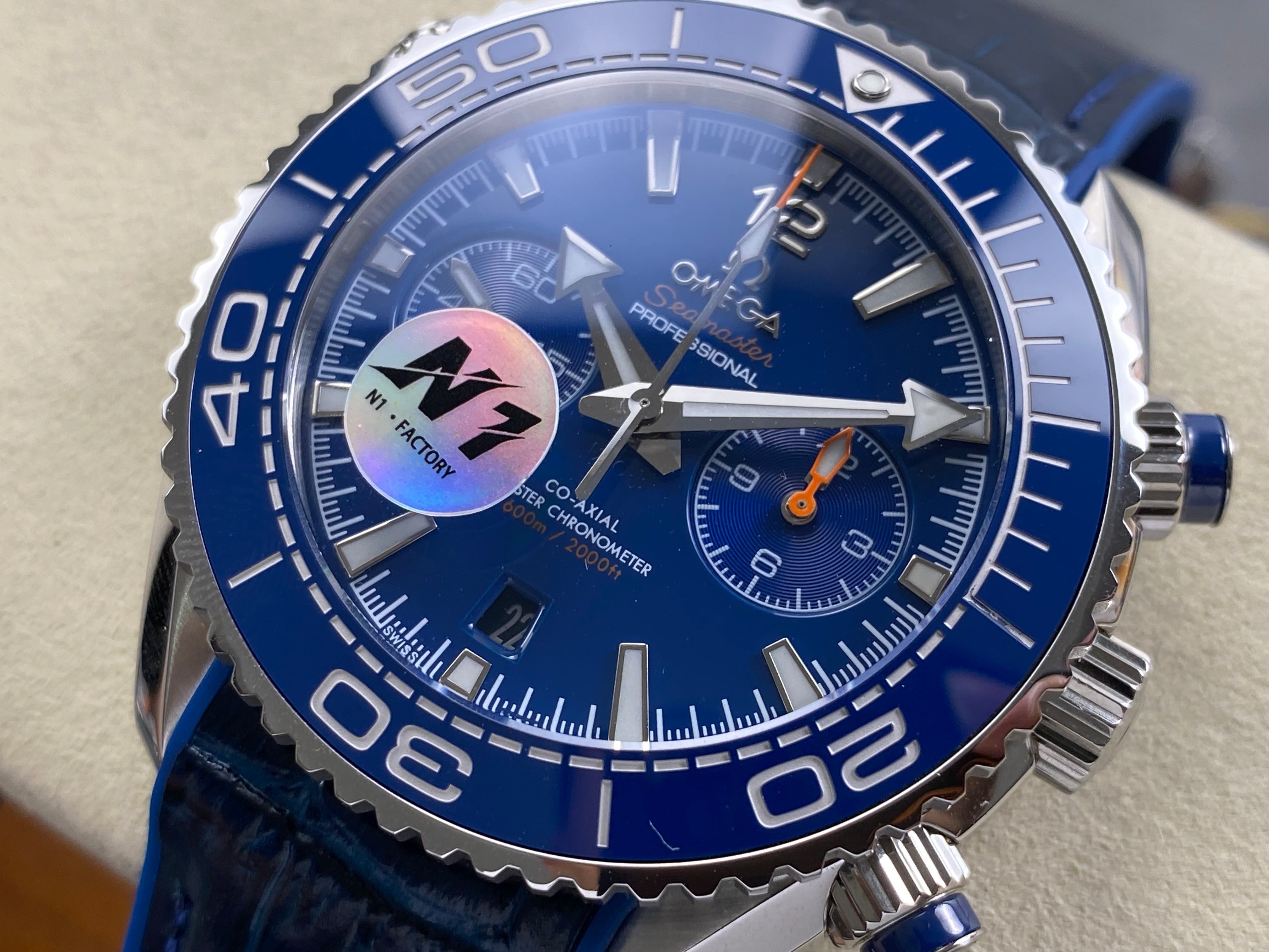 Omega Seamaster 46mm Blue Dial Sliver Case Blue Leather