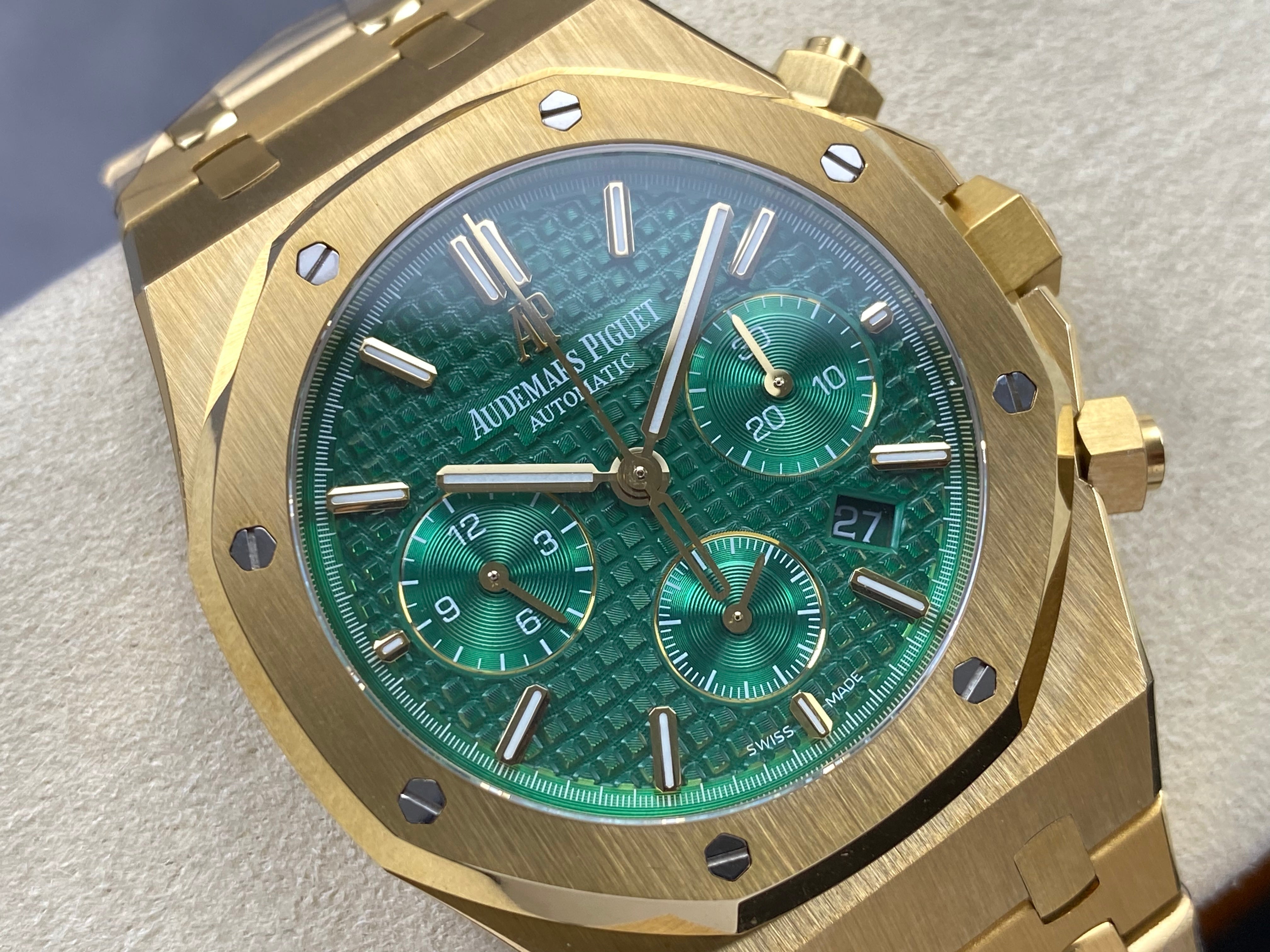 Audemars Piguet Royal Oak Chronograph 41mm Gold Green Dial