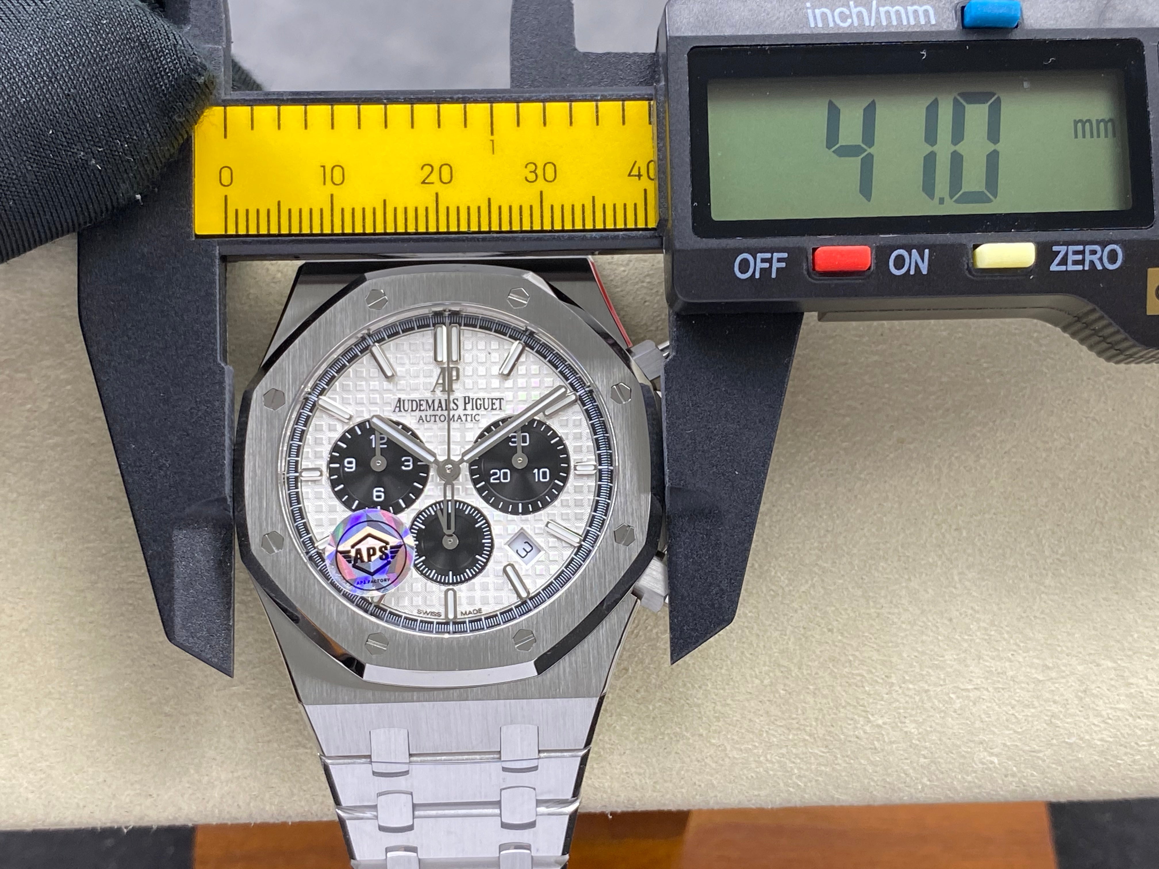 Audemars Piguet Royal Oak Chronograph 41mm Stainless Steel Black White Dial