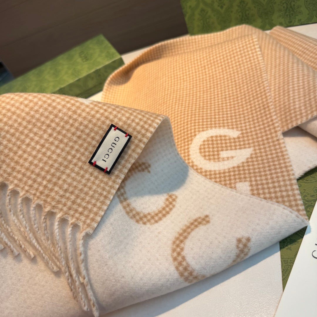 GG Houndstooth Scarf 180CM Beige Cashmere 288335