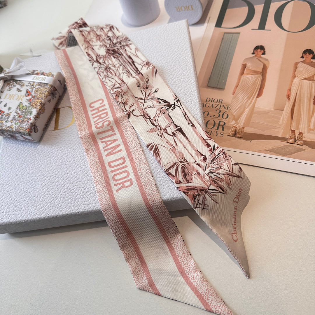 CD Twilly Mini Scarf 105cm Light Pink Mulberry Silk 924765