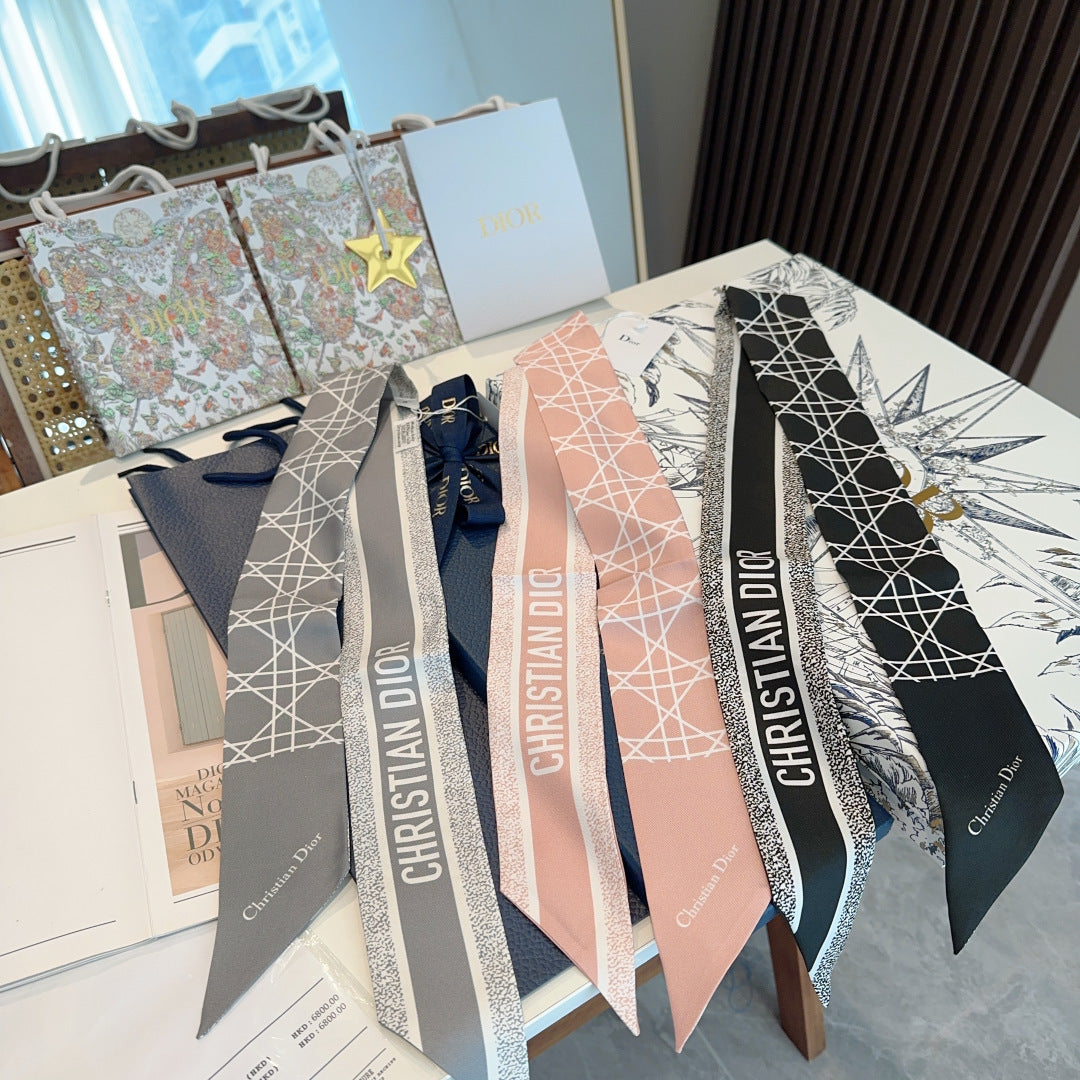 CC  Twilly Mini Scarf 120cm Gray Mulberry Silk 945732