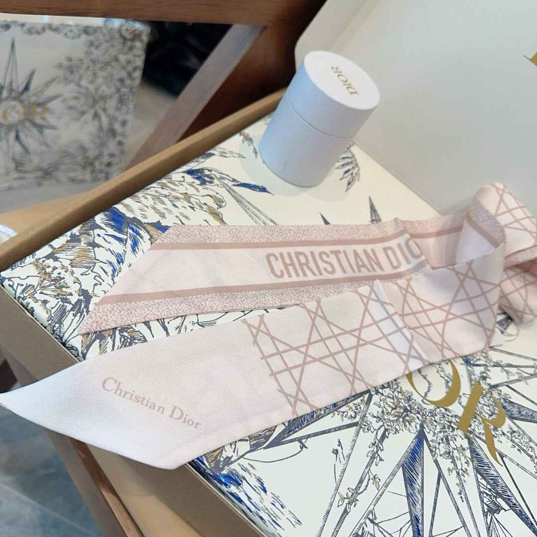 CD Twilly Mini Scarf 105cm  Light Pink Mulberry Silk 976505