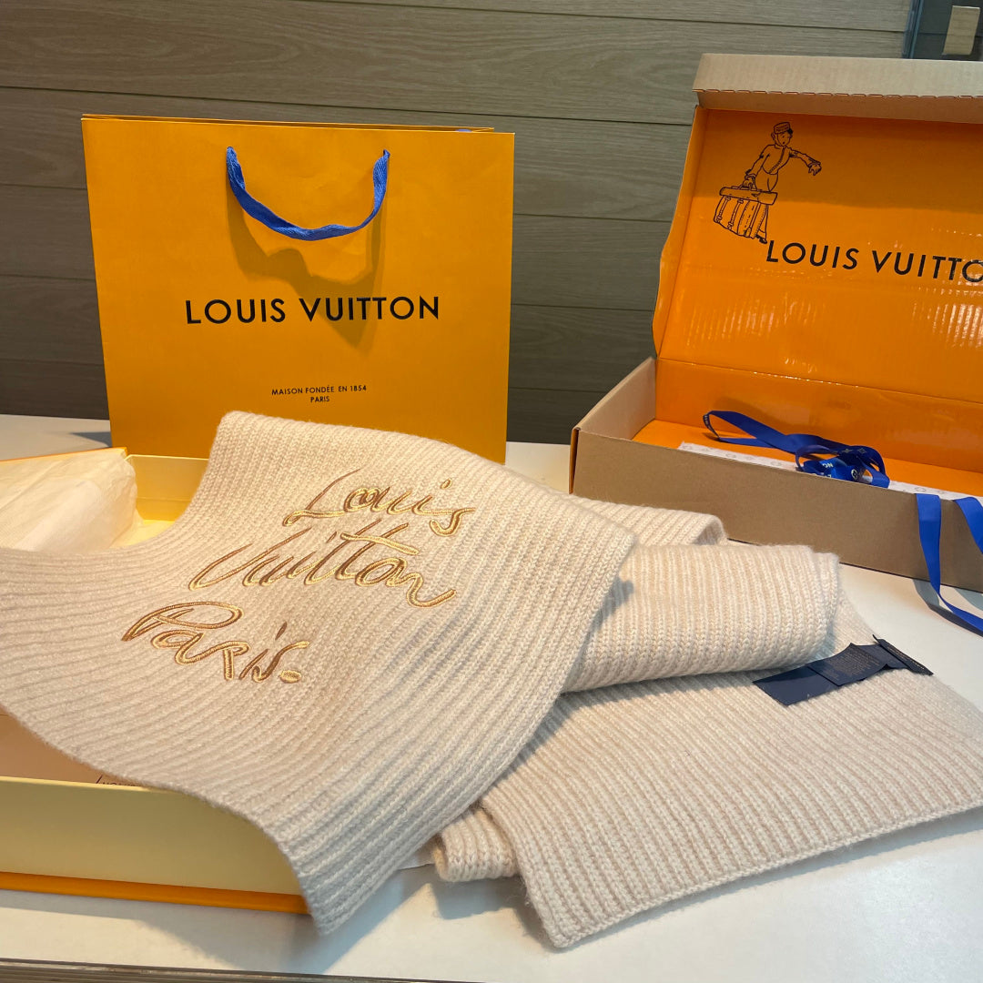 LV Exclusive  Scarf 180cm White Wool 978802