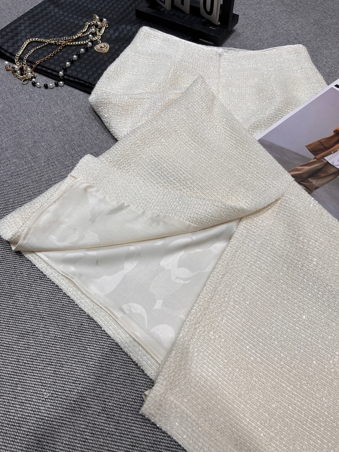 Chanel 2026 Sequined Suit Cream Wool Acrylic 210592