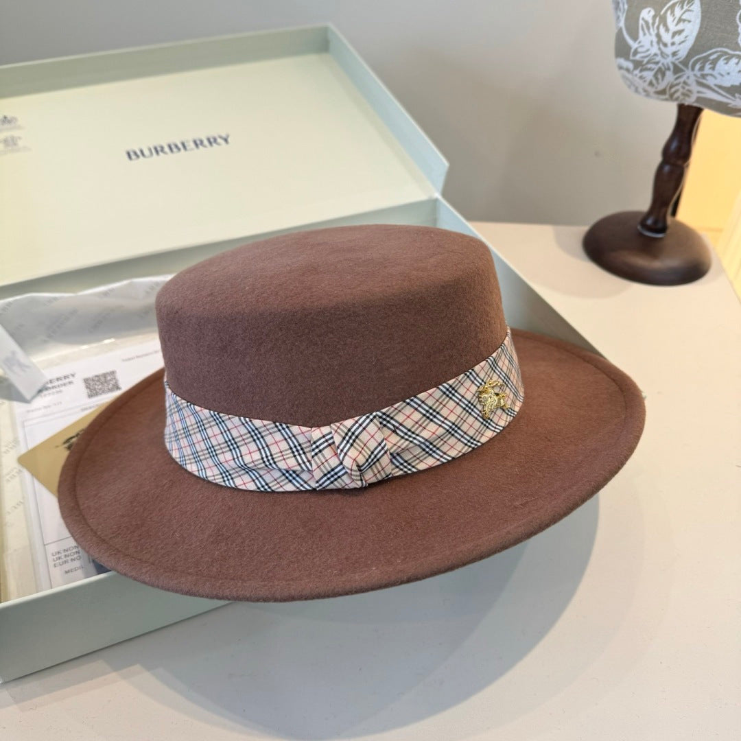 Burberry Cashmere Flat Top 425552