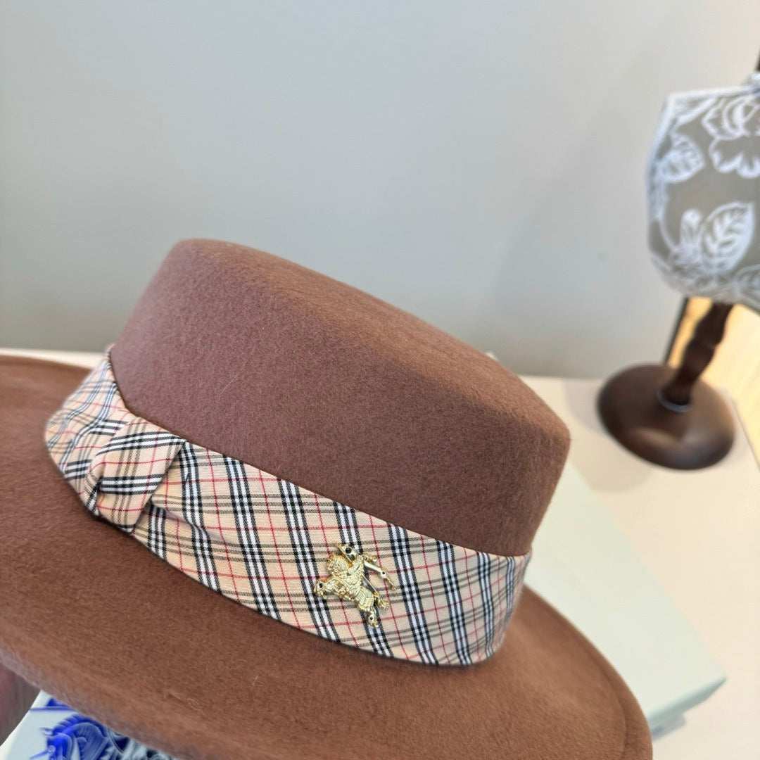 Burberry Cashmere Flat Top 425552