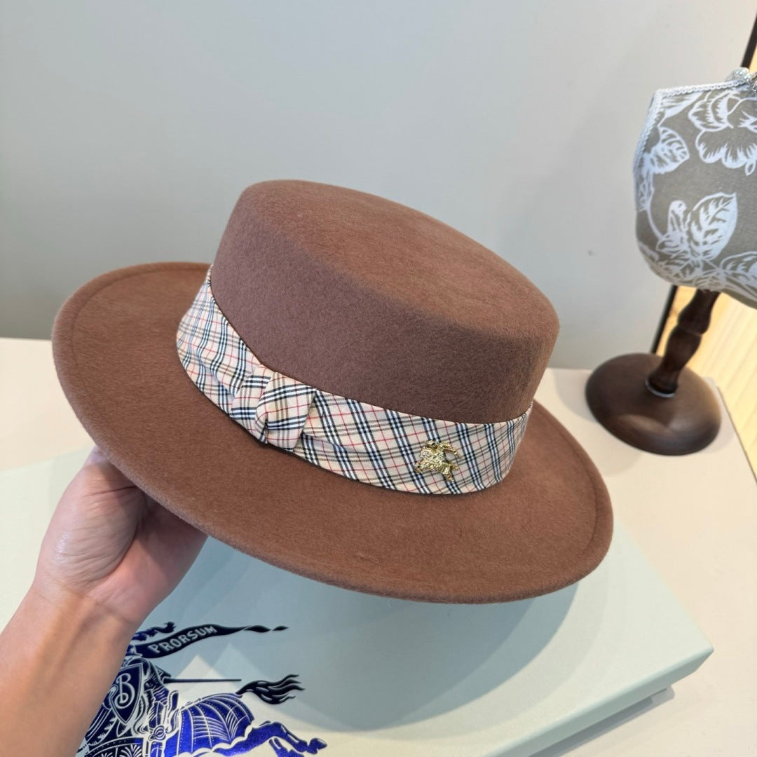 Burberry Cashmere Flat Top 425552