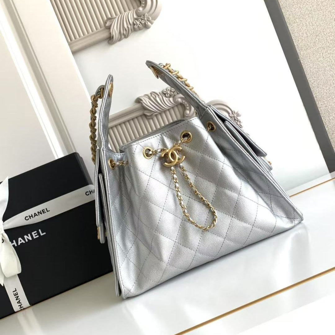 CC 25C Hobo Bag 30cm Silver Metalic Grained Calfskin