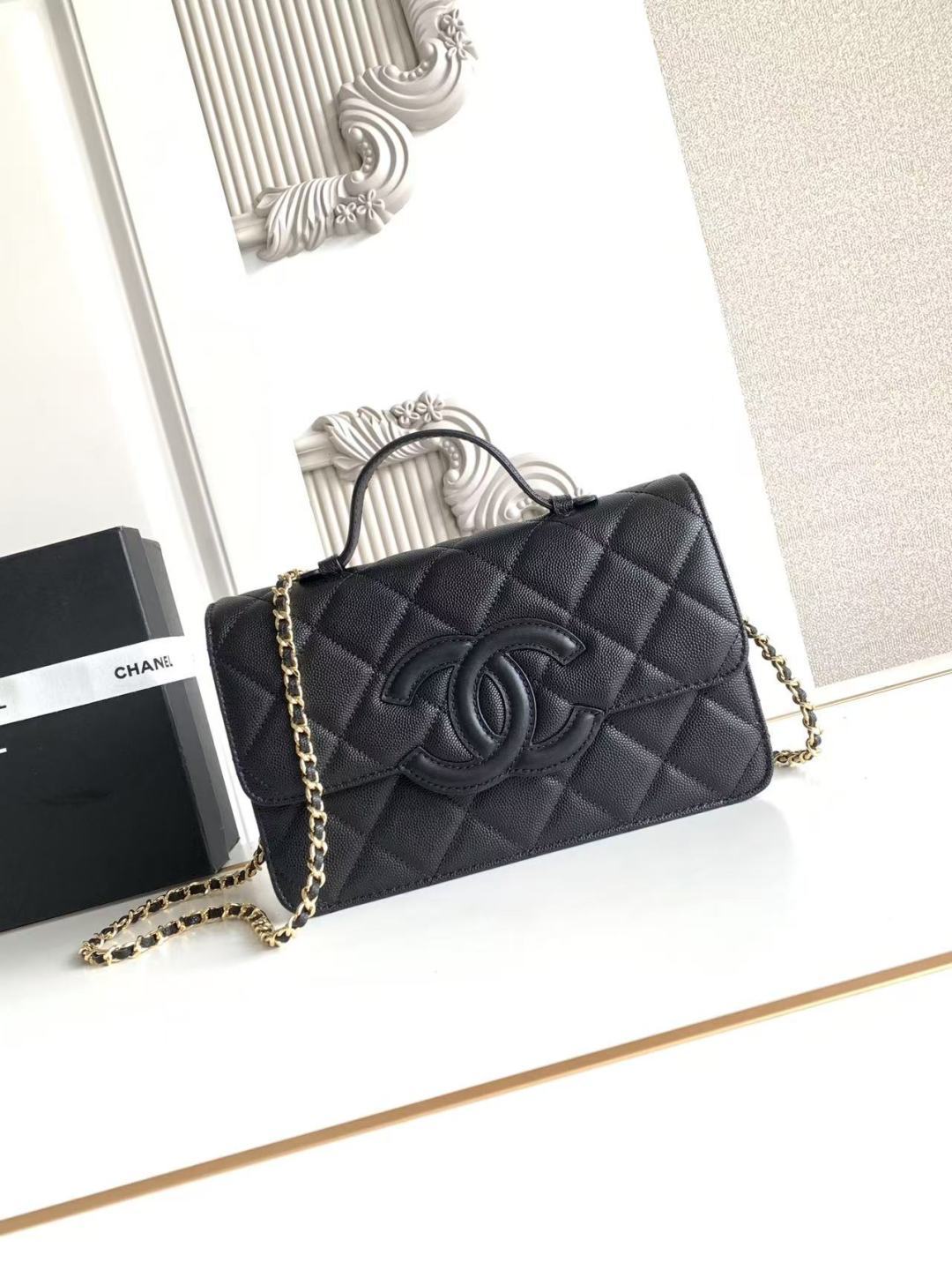 Chanel 2026 Flap Bag 24cm Pebbled Calfskin
