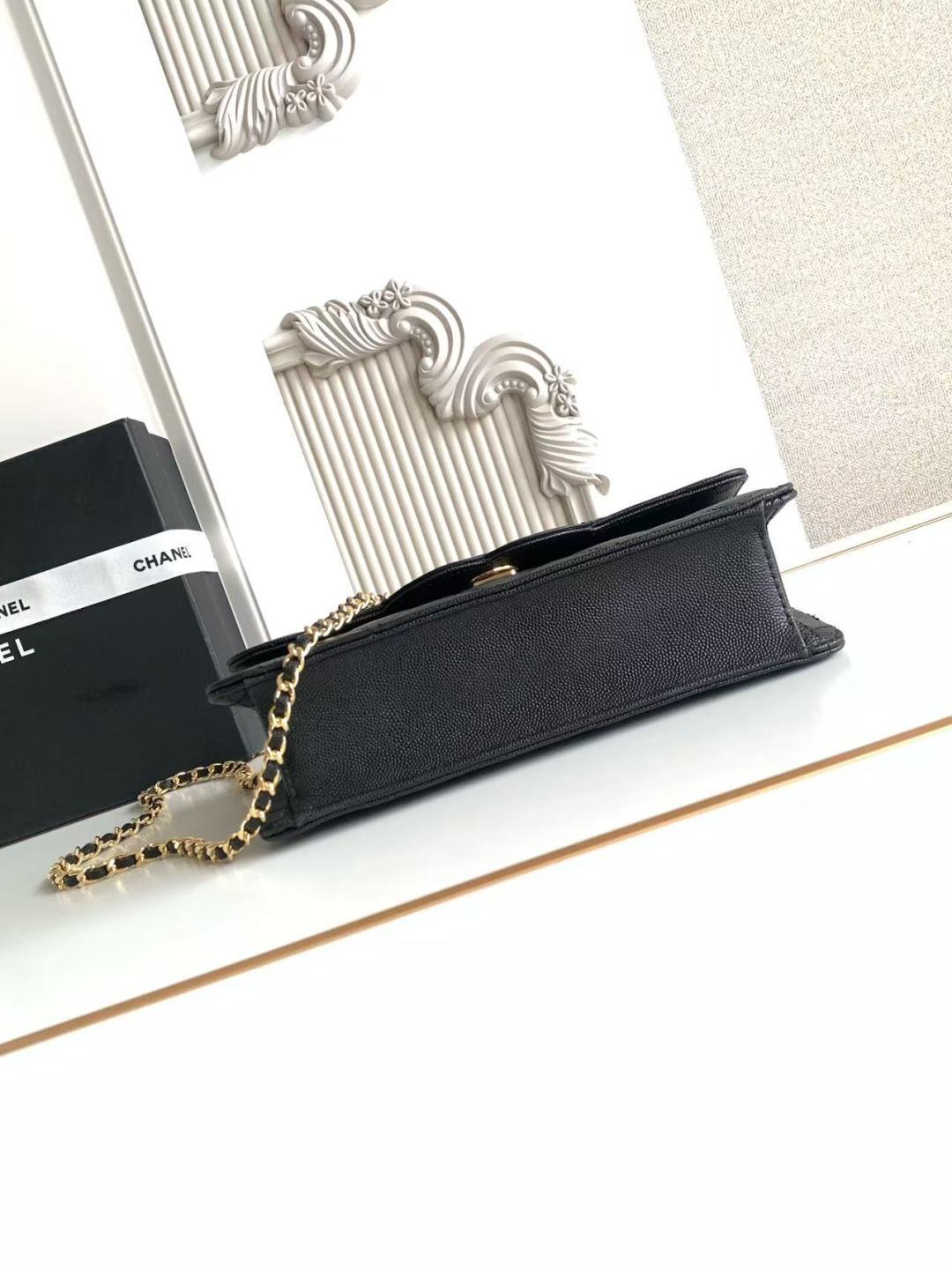 Chanel 2026 Flap Bag 24cm Pebbled Calfskin