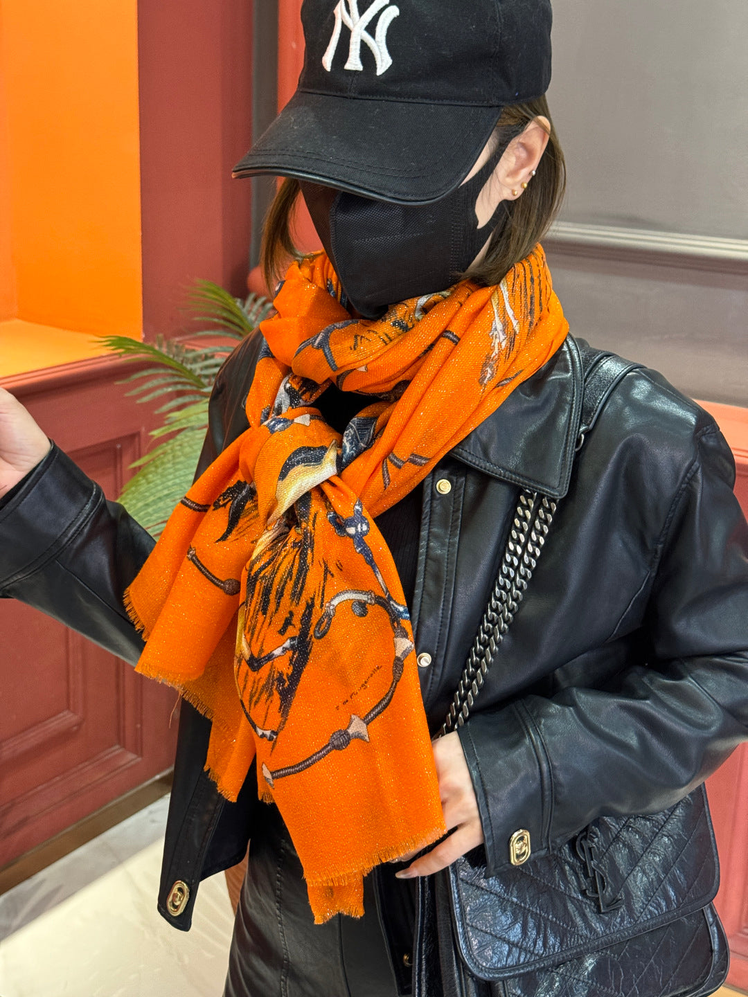 HM 25s Radiant Scarf 200cm Orange Cashmere Silk 962393