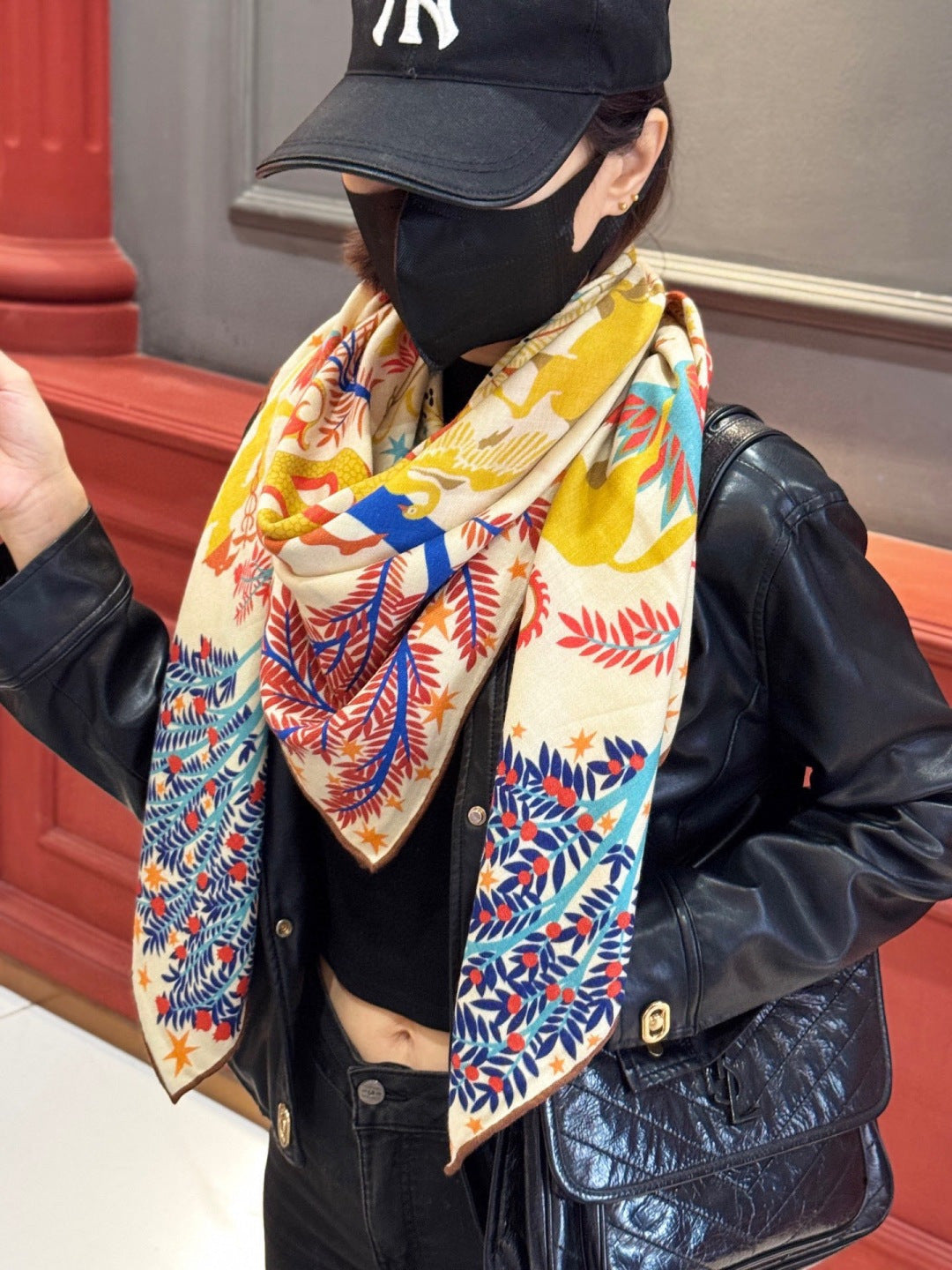 HM 25s Scarf 140cm Multicolor Cashmere Silk 962467