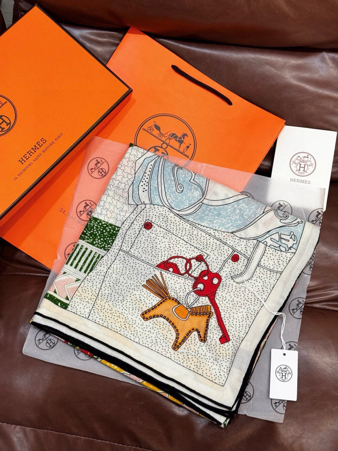 HM 25s Essential Scarf 140cm Red Colorful Cashmere Silk 967422