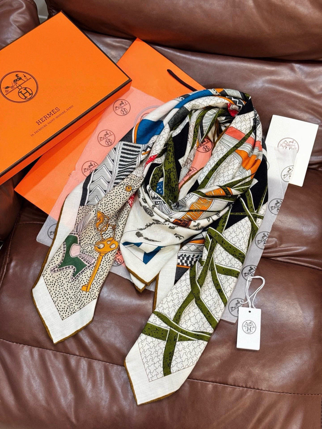 HM 25s Essential Scarf 140cm Green Colorful Cashmere Silk 967425