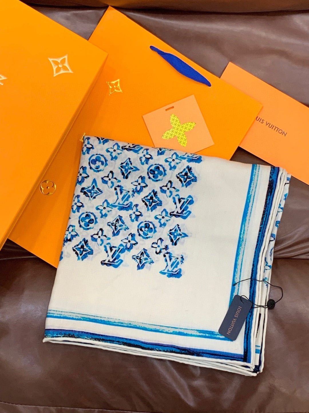 LV Double-Sided Shawl Scarf 135cm Ivory Blue Cashmere 968793