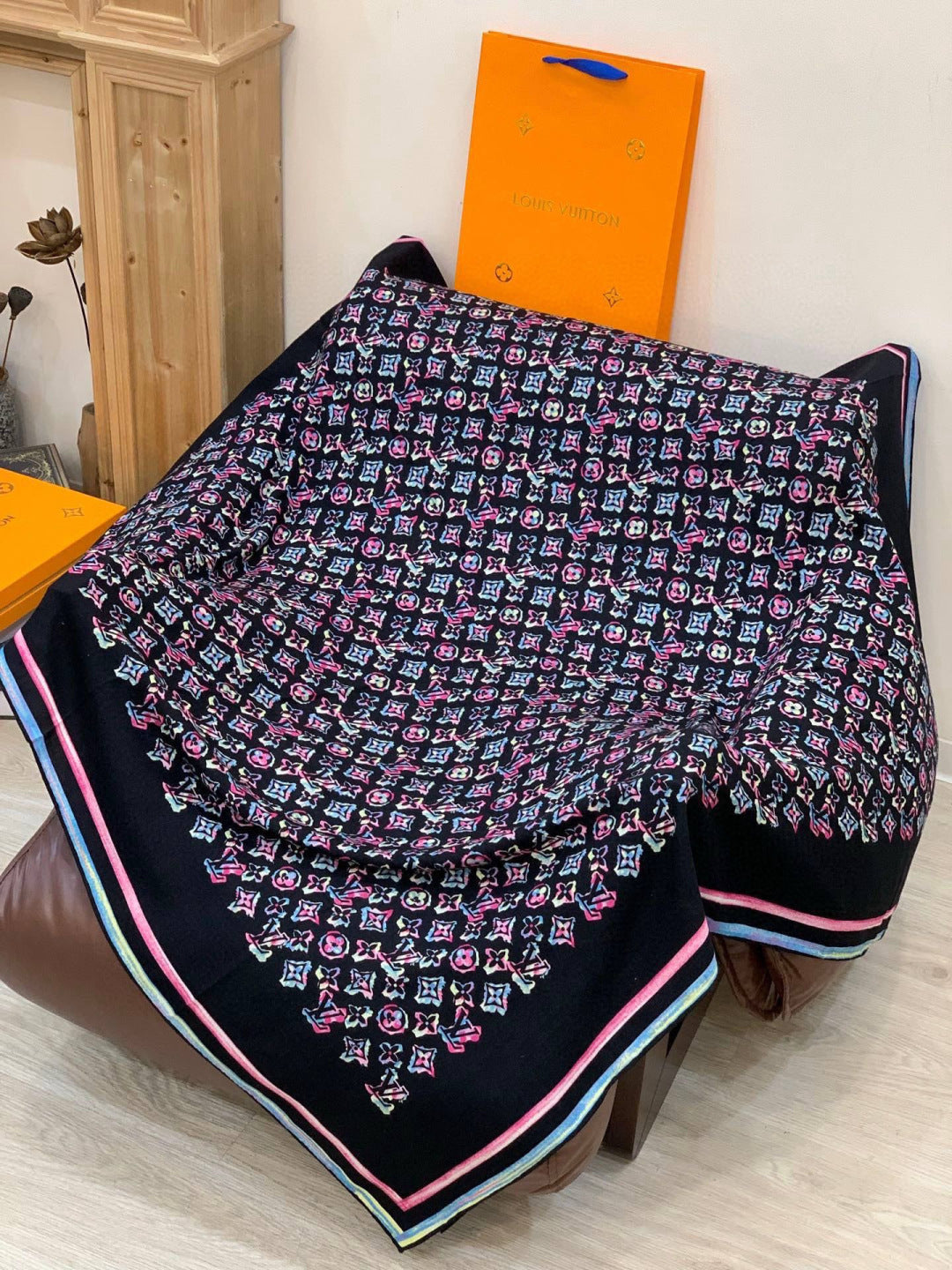 LV Double-Sided Shawl Scarf 135cm Black Pink Colorful Cashmere 968795