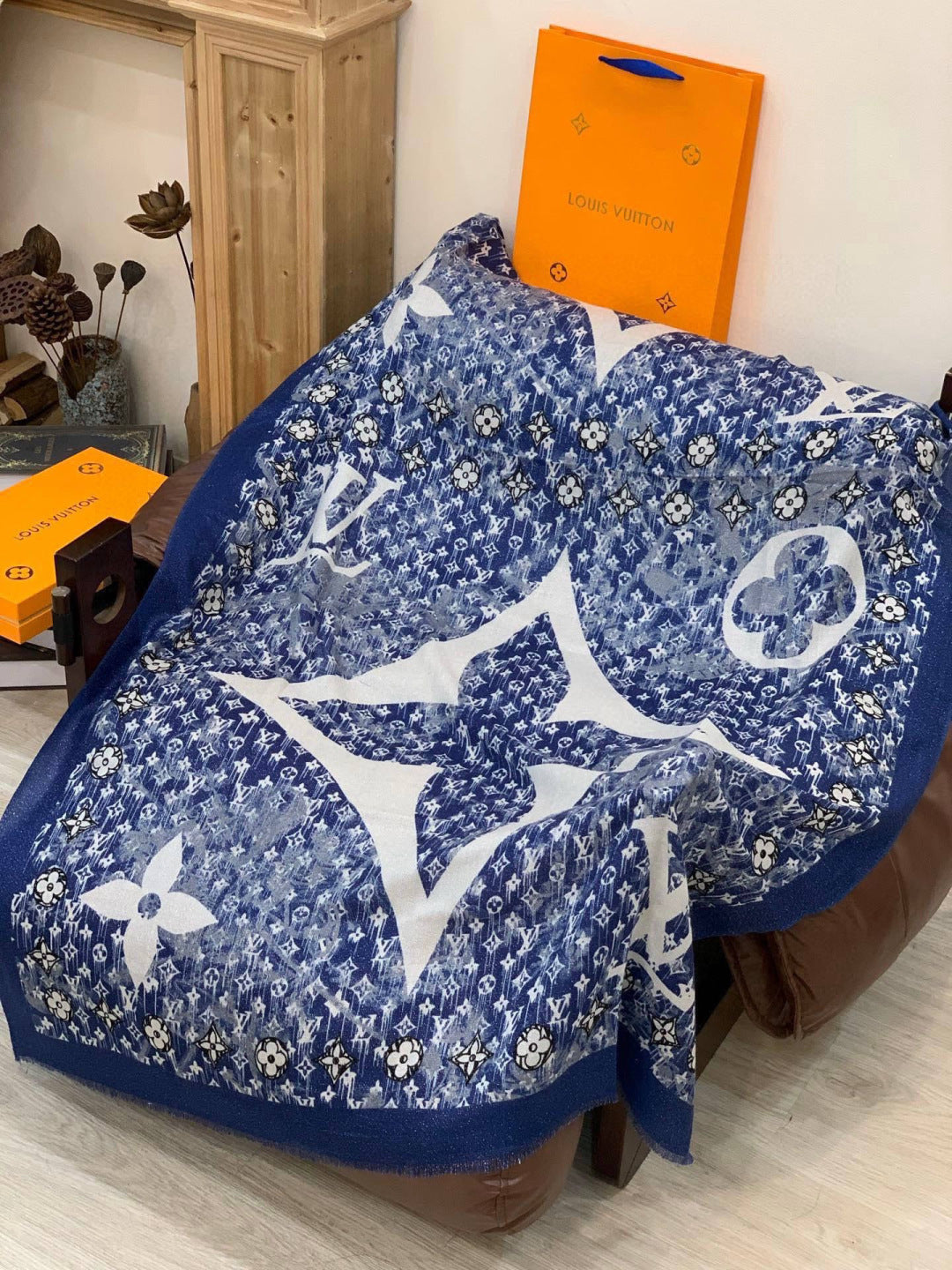 LV Monogram Scarf 200cm Blue White Cashmere 969183