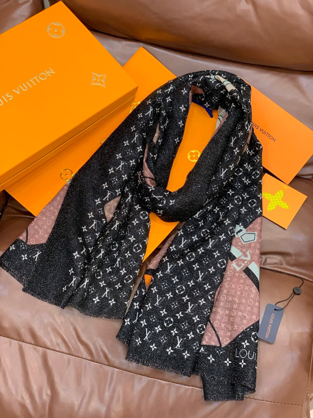 LV Monogram Scarf 200cm Black Brown Cashmere 969190