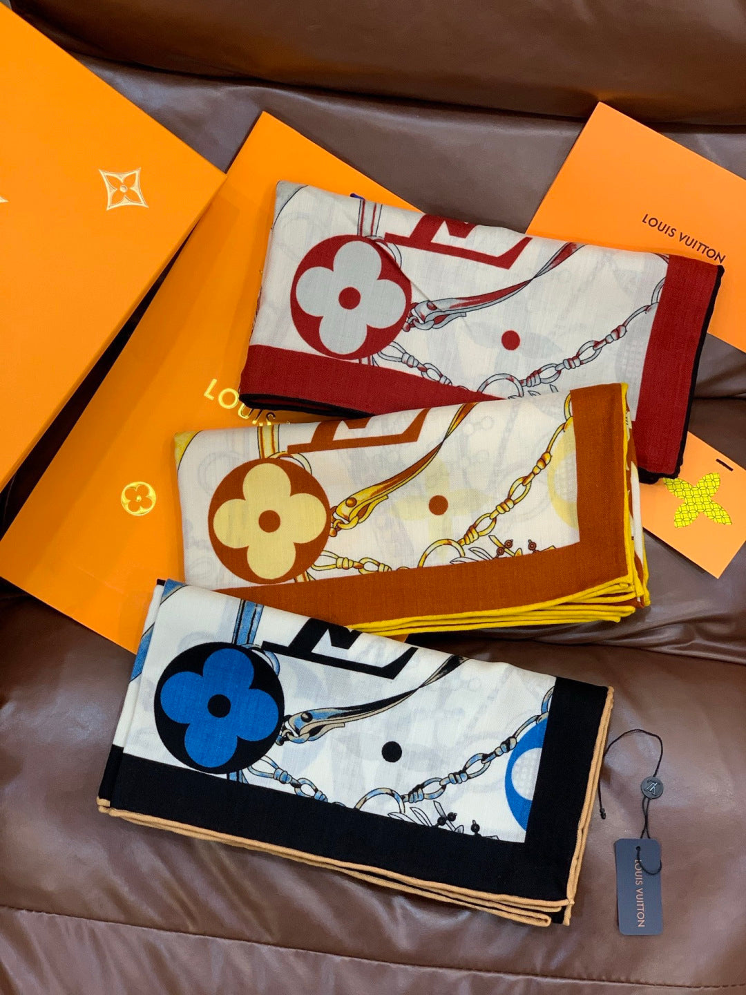 LV Latest Style Scarf 140cm White Gray Red Cashmere 969238