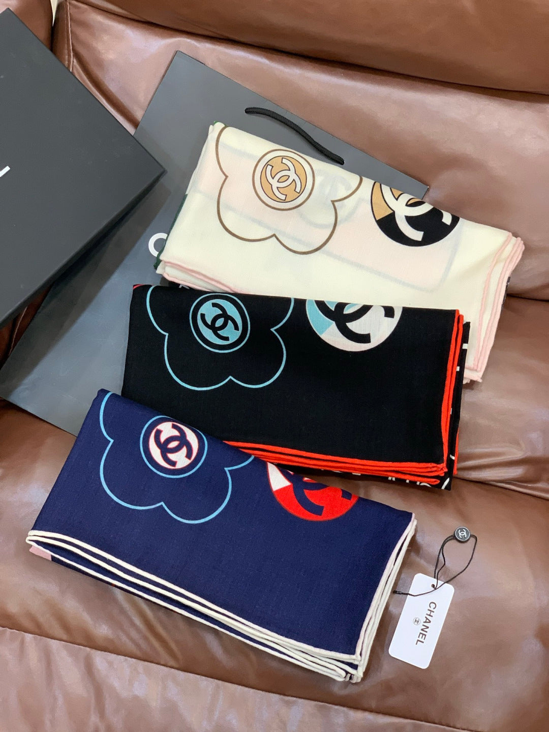 CC 25 Reversible Scarf 135cm White Green Cashmere 969245