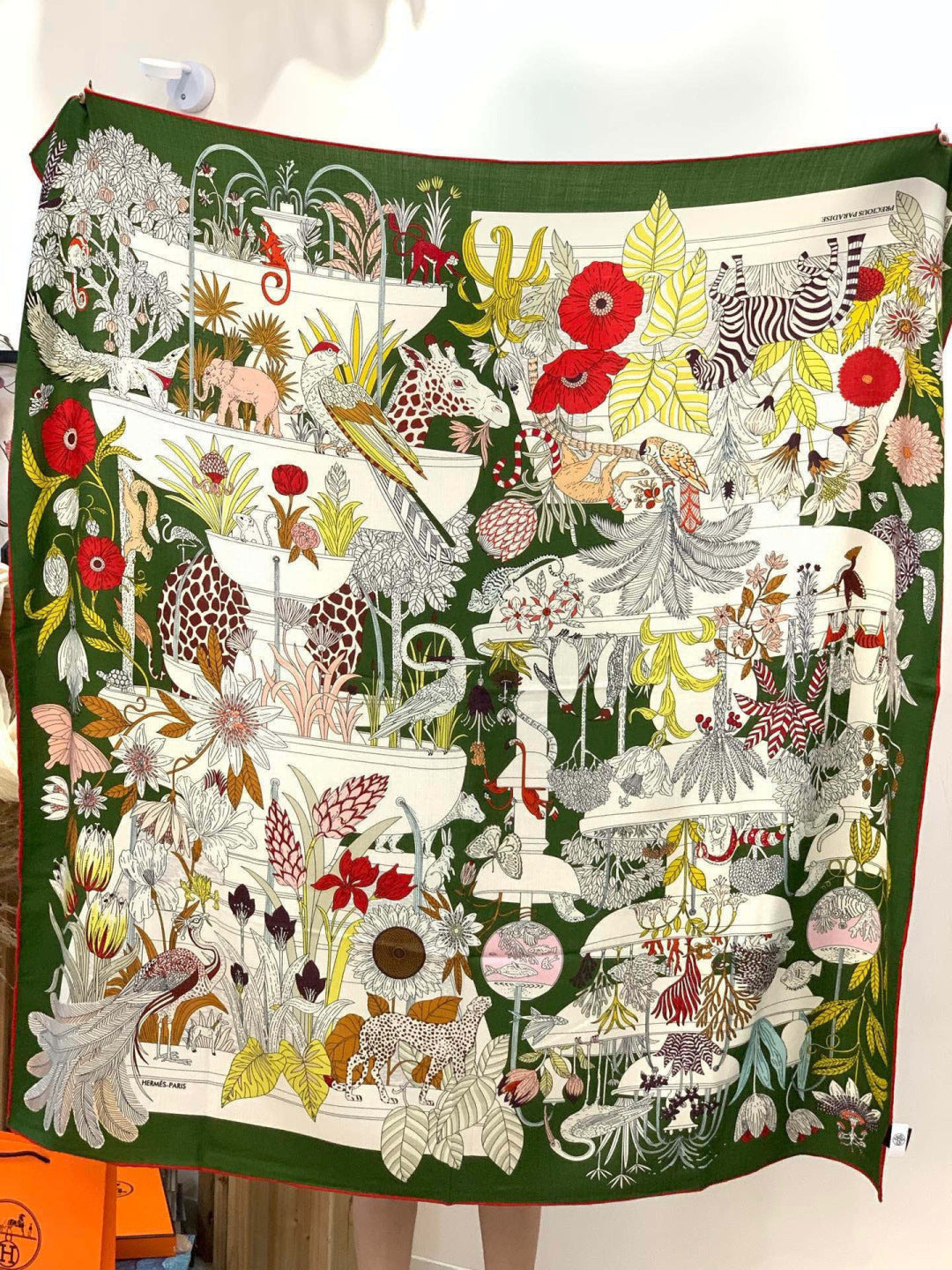 HM 25s Rainbow Scarf 140cm Green Colorful Cashmere Silk 970926