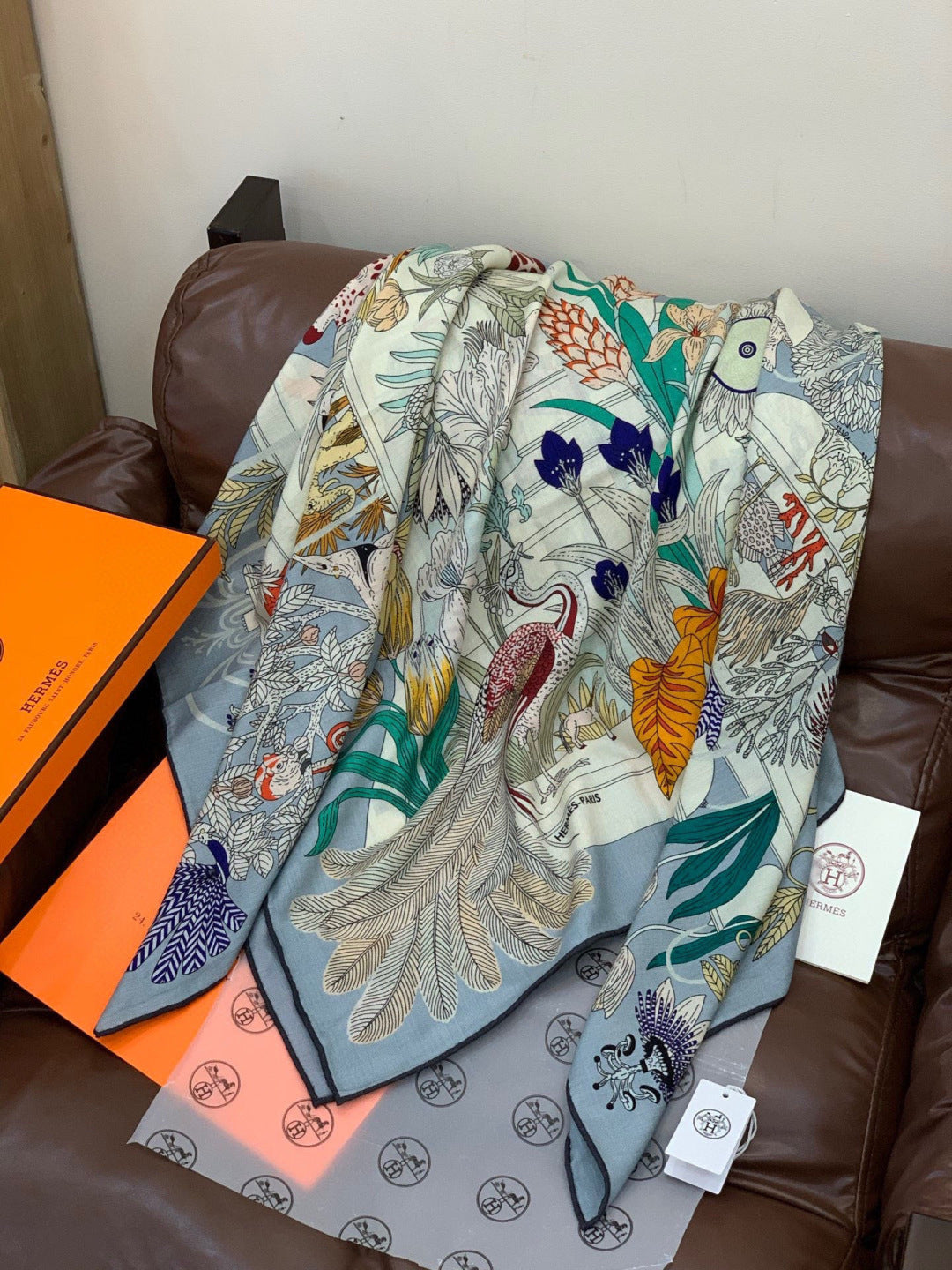 HM 25s Rainbow Scarf 140cm Blue Colorful Cashmere Silk 970928