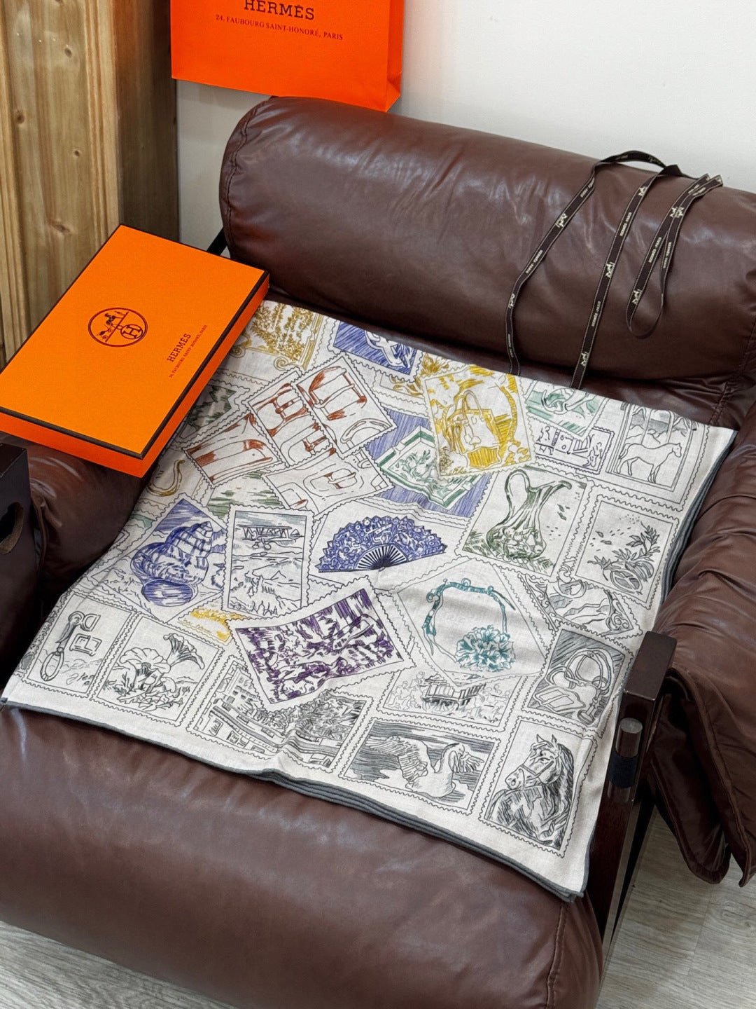 HM 25s Velvet Square Scarf 140cm Blue White Black Cashmere Silk 970939