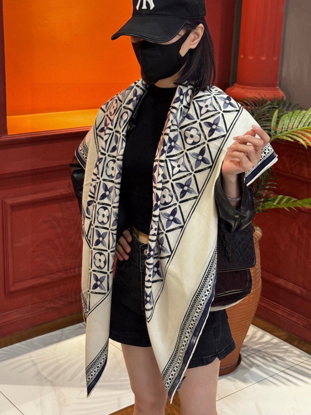 LV Velvet Square Scarf 135cm Black White Cashmere 970941