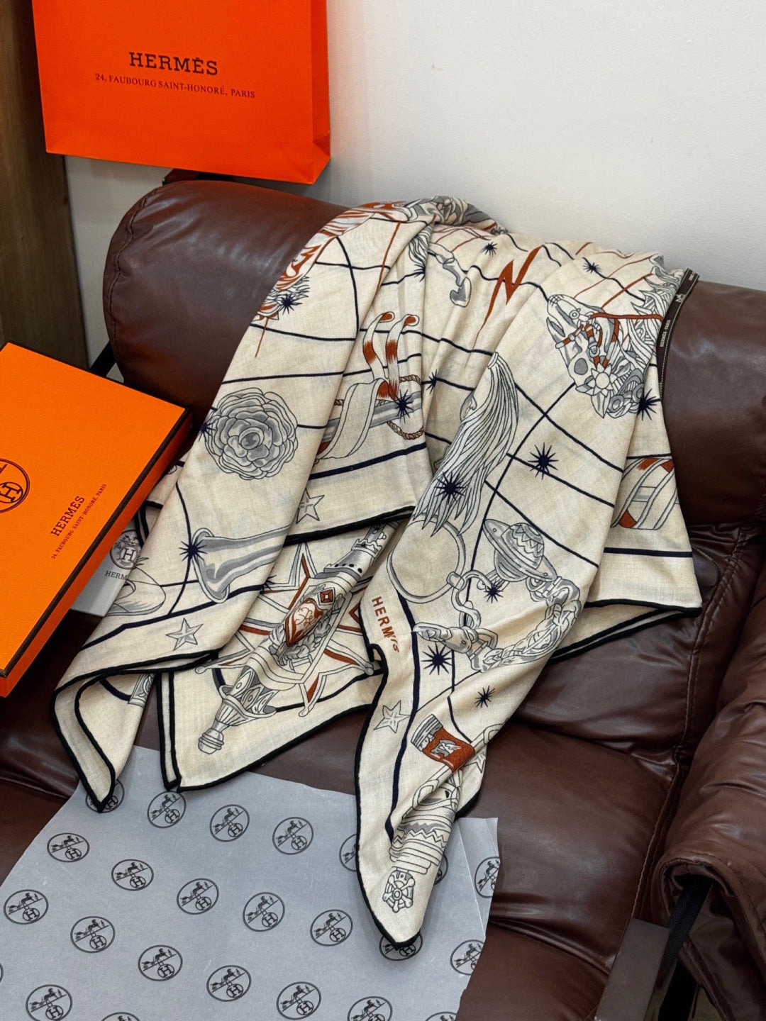 HM Starry Night Chorus Scarf 140cm Light Beige Cashmere 970969