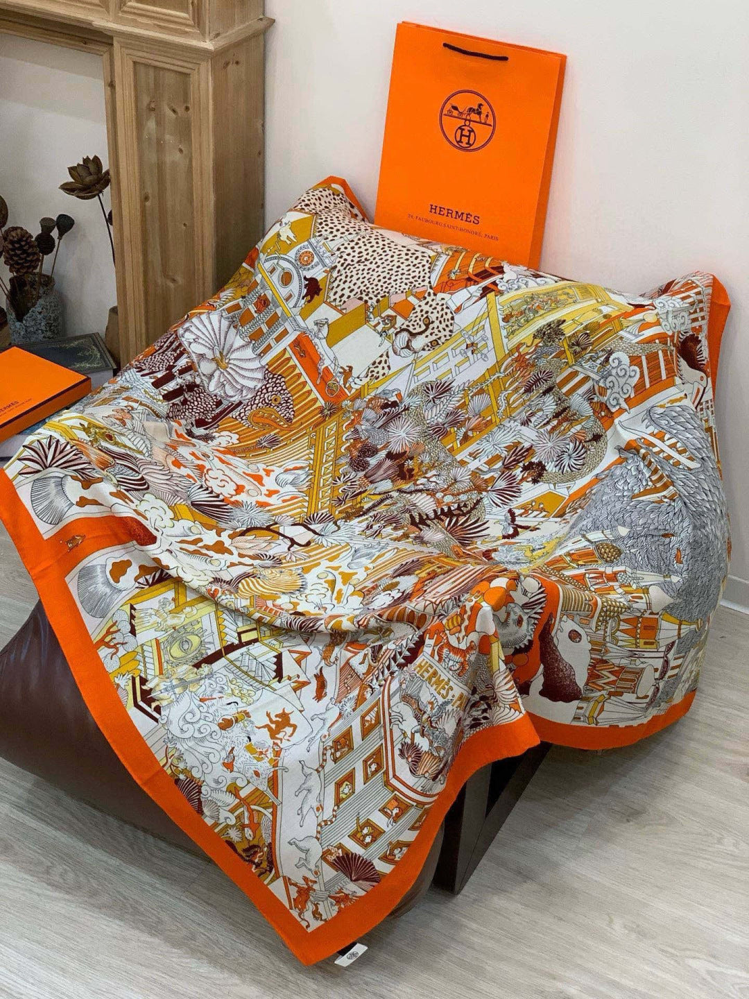 HM 25s The King Scarf 140cm Orange Multicolor Cashmere 973041