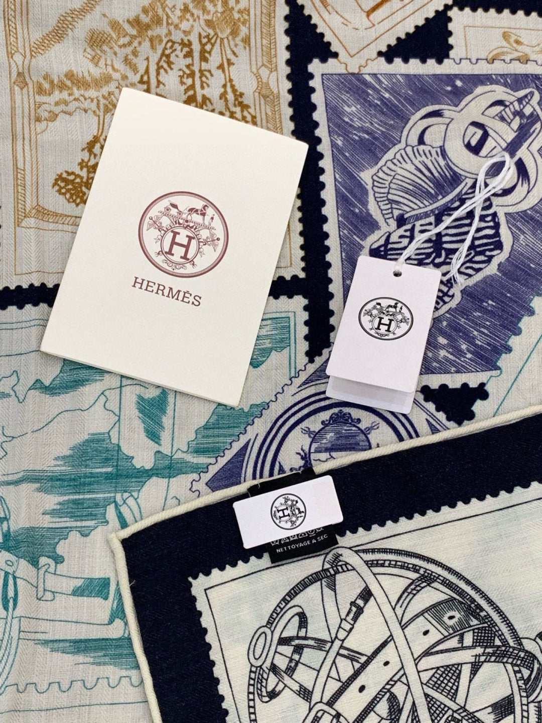 HM 25s Scarf 140cm Black Light Blue Cashmere 973061