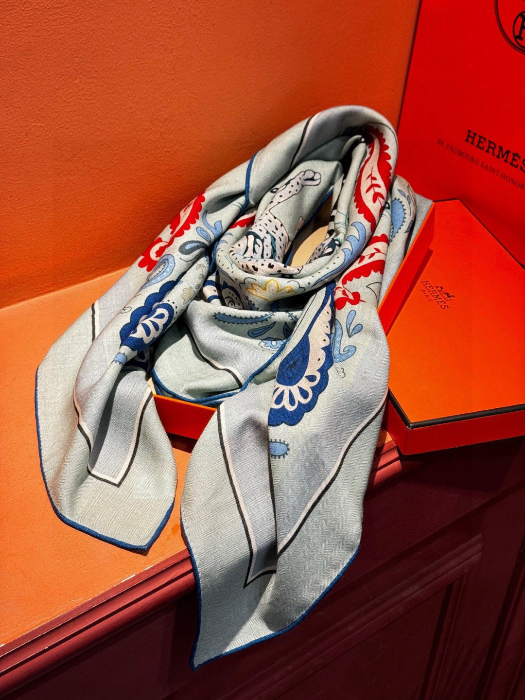 HM 25s Jungle Love Scarf 140cm Light Blue Cashmere 976286