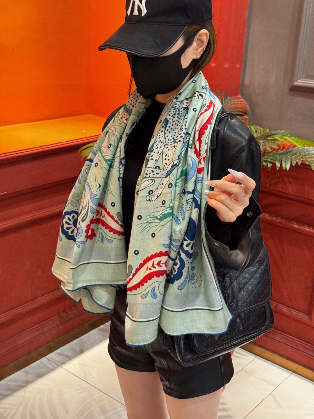 HM 25s Jungle Love Scarf 140cm Light Blue Cashmere 976286