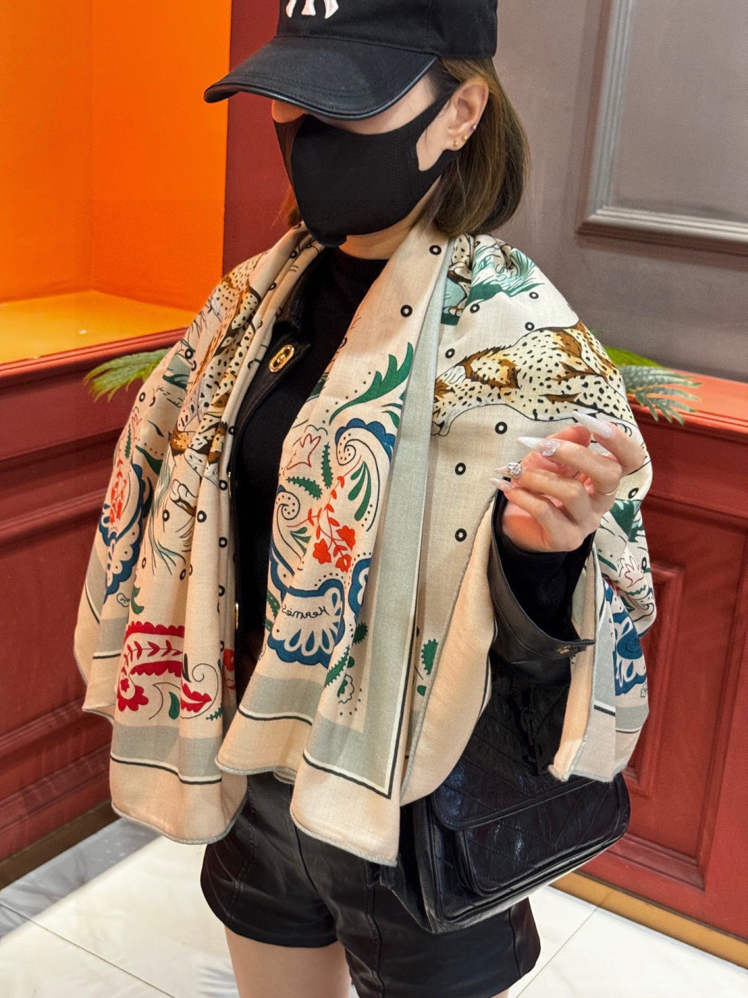 HM 25s Jungle Love Scarf 140cm Beige Blue Cashmere 976288