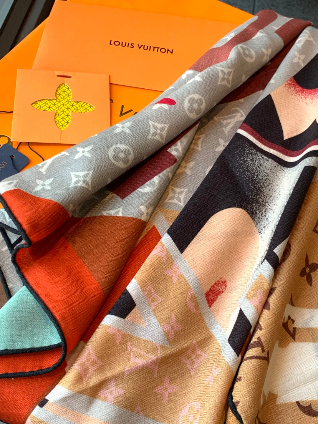 LV Scarf 135cm Brown Multicolor Cashmere Mulberry Silk 976759