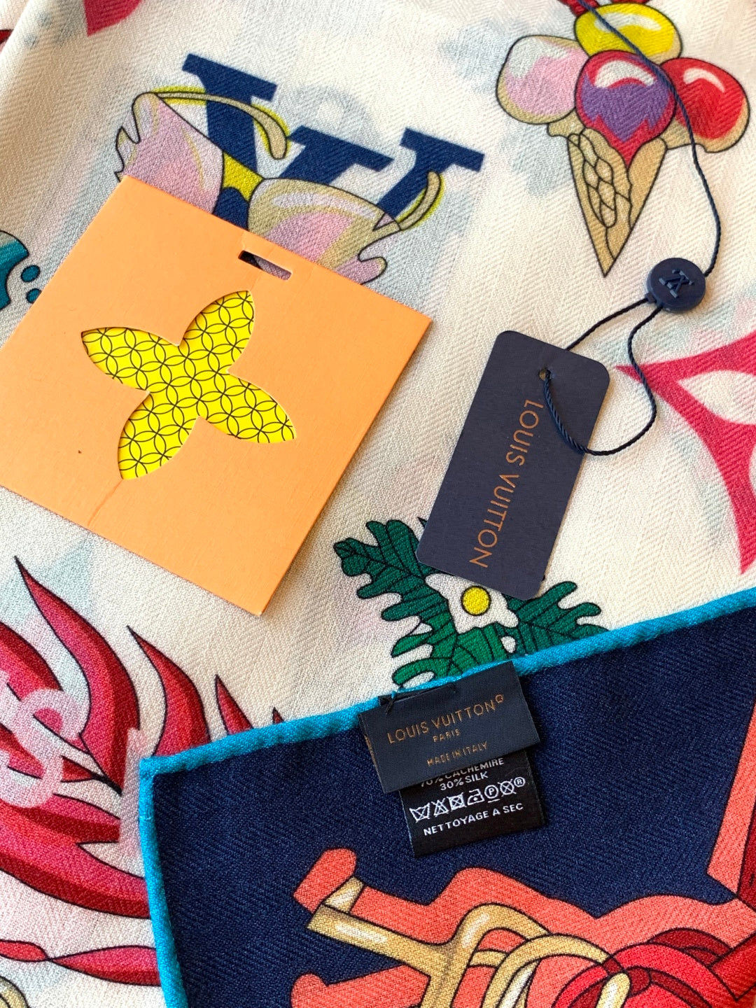 LV Scarf 135cm White Multicolor Cashmere Mulberry Silk 976763