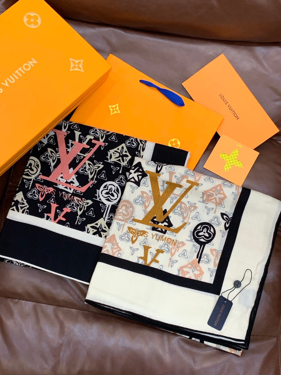 LV Double-Sided Shawl Scarf 140cm Black Multicolor Silk Cashmere 976741