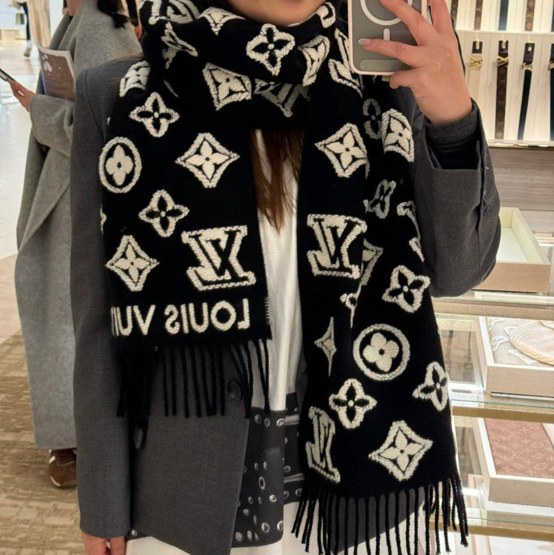 LV 3D Scarf 220cm Black White Cashmere 973417