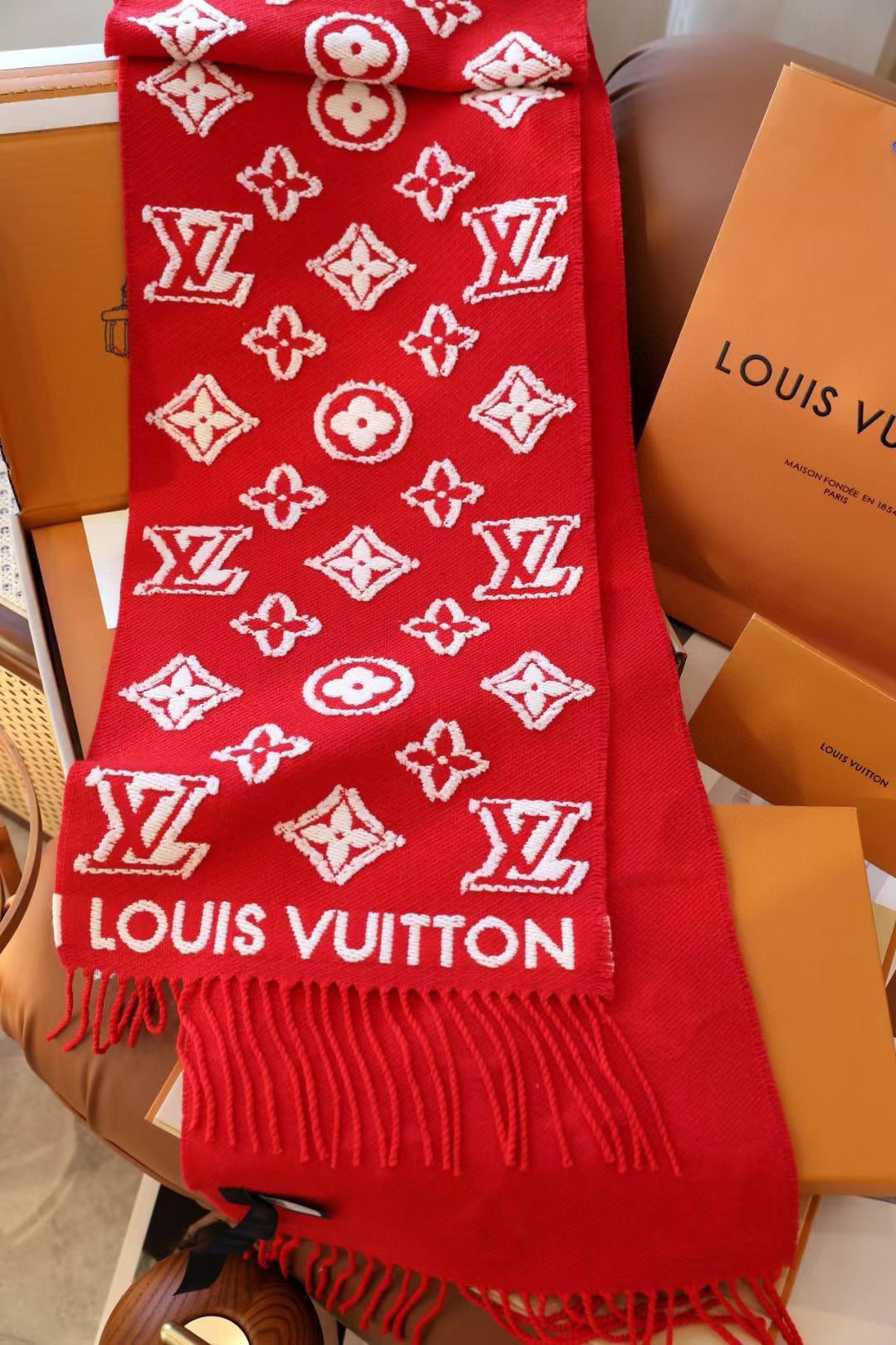 LV 3D Scarf 220cm Red White Cashmere 973418